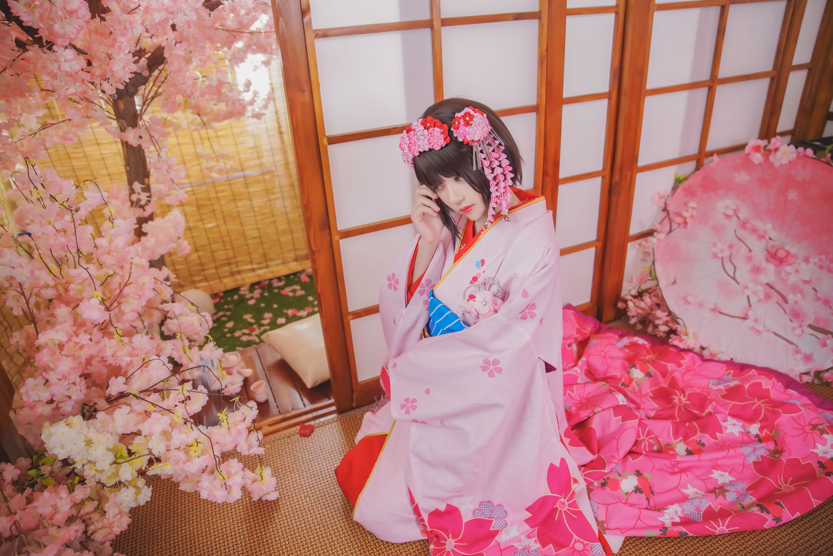 [萝莉COS] 桜桃喵《(加藤惠)和服》
