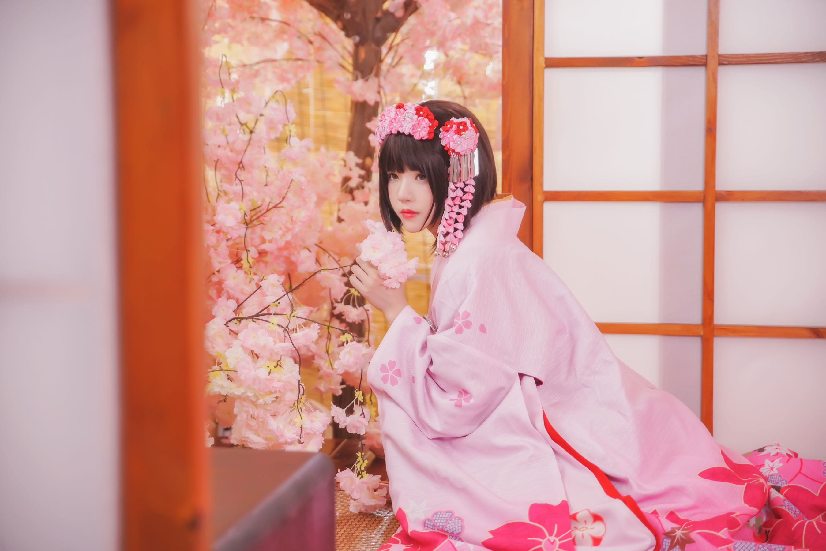 [萝莉COS] 桜桃喵《(加藤惠)和服》