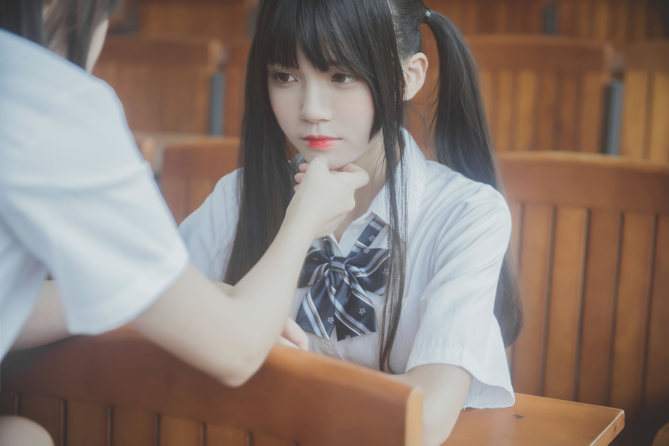 [萝莉COS] 桜桃喵&疯猫ss《JK百合》