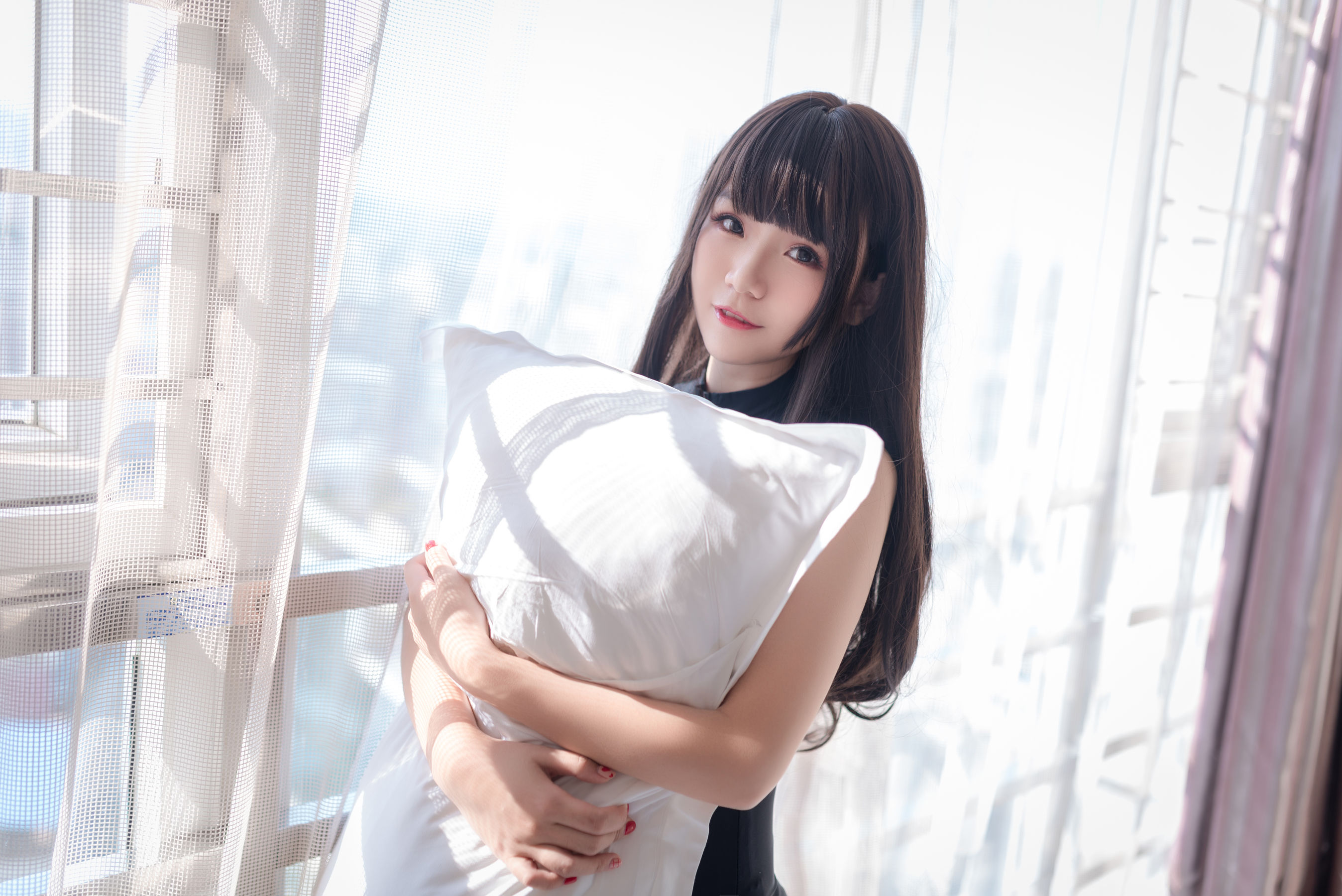 [萝莉COS] Yoko宅夏《开胸泳衣2》