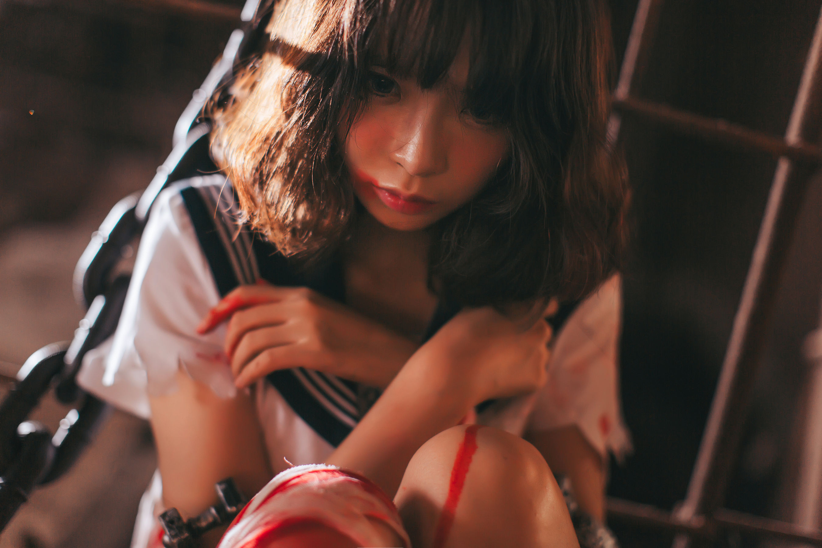 [萝莉COS] 疯猫ss《被囚禁的少女》