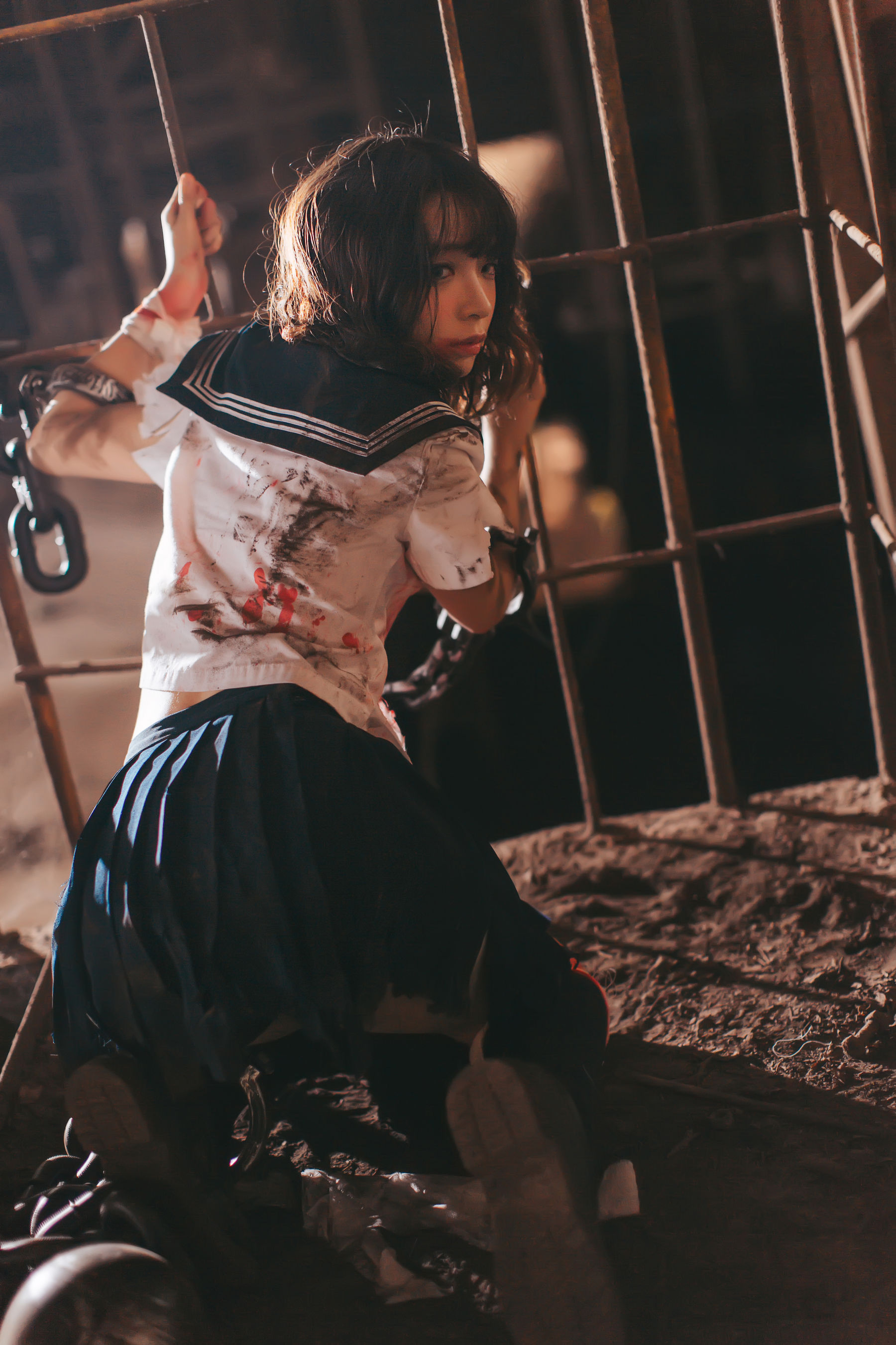 [萝莉COS] 疯猫ss《被囚禁的少女》