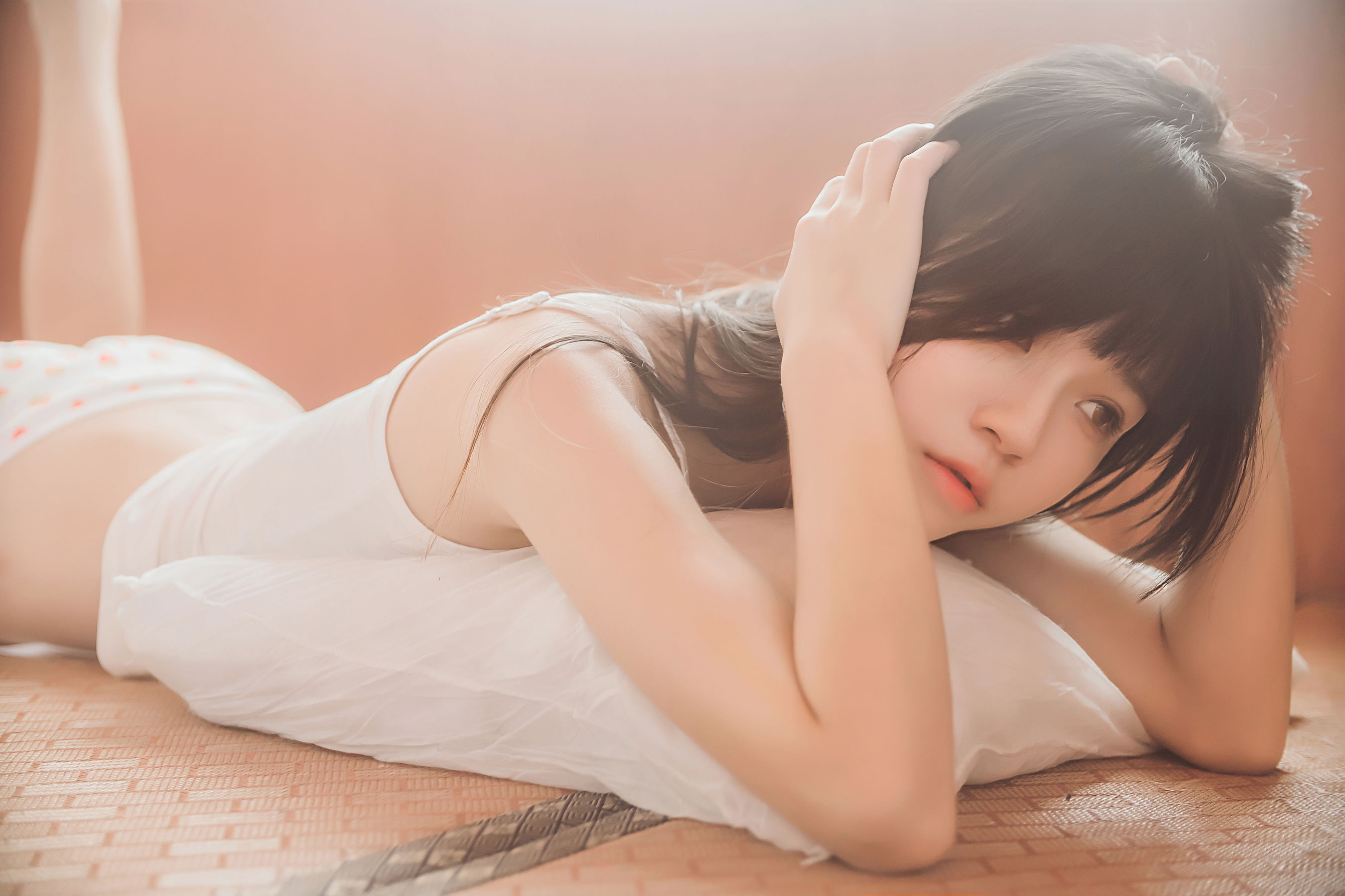 桜桃喵《小背心换水手服》