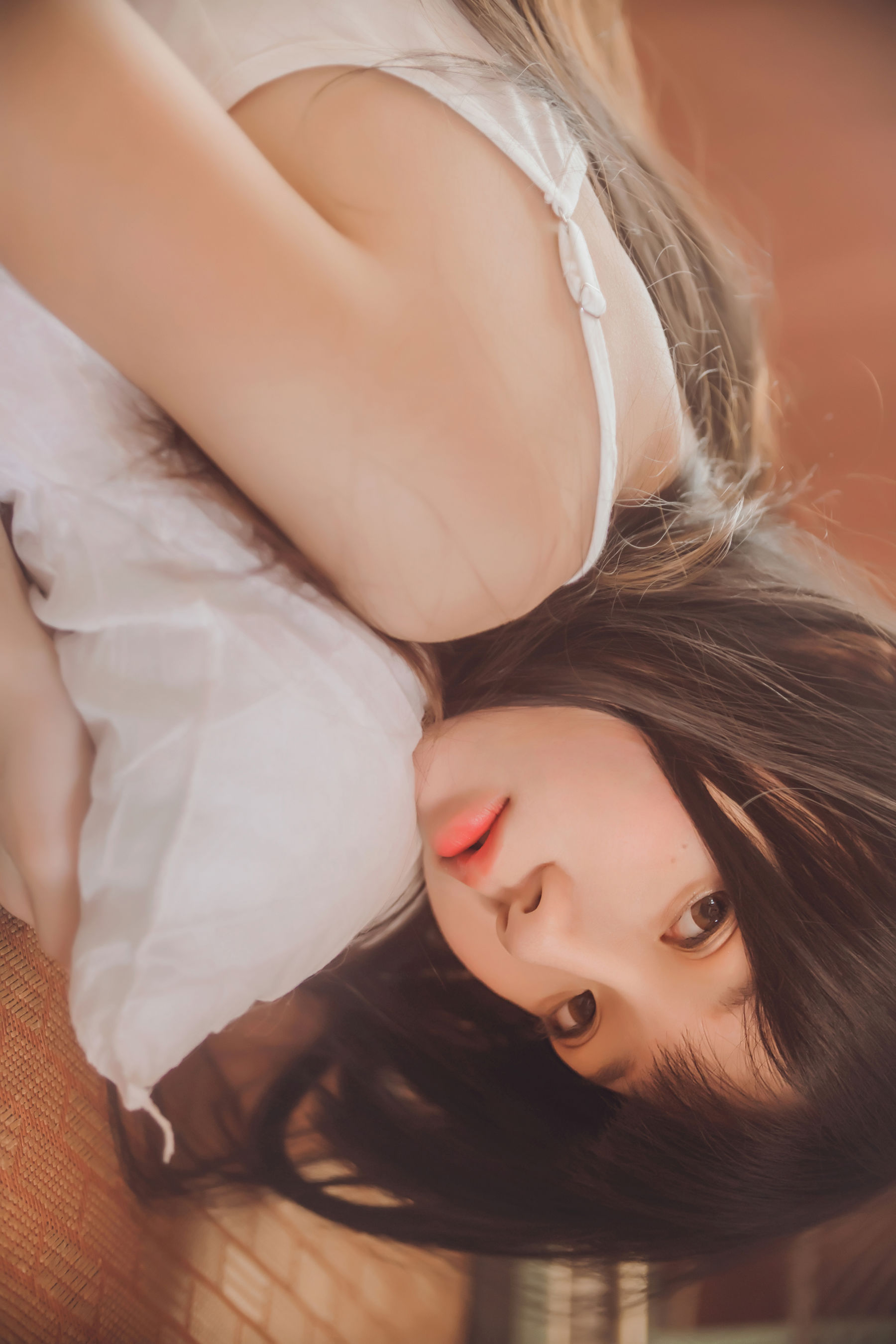 桜桃喵《小背心换水手服》