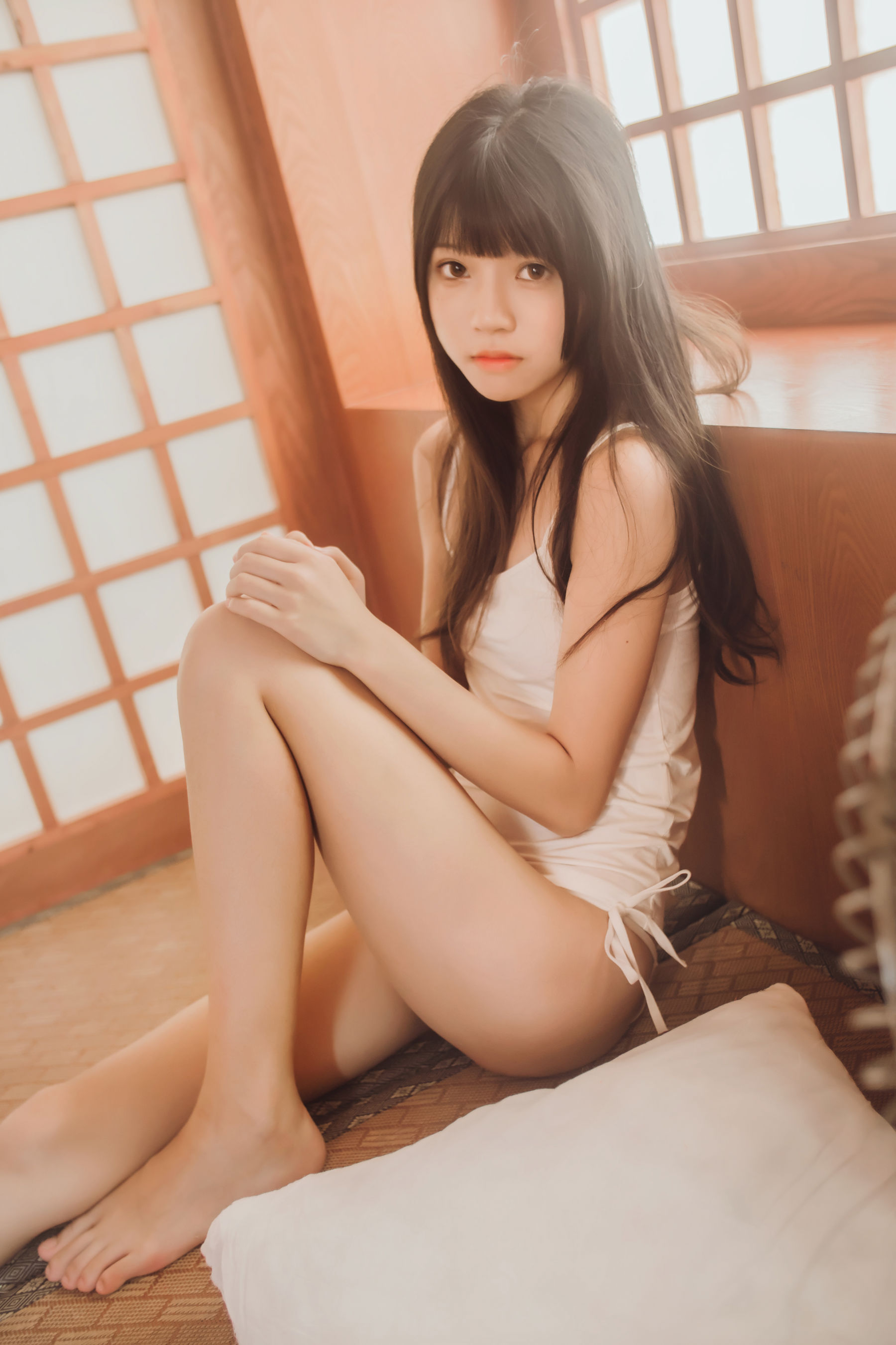 桜桃喵《小背心换水手服》
