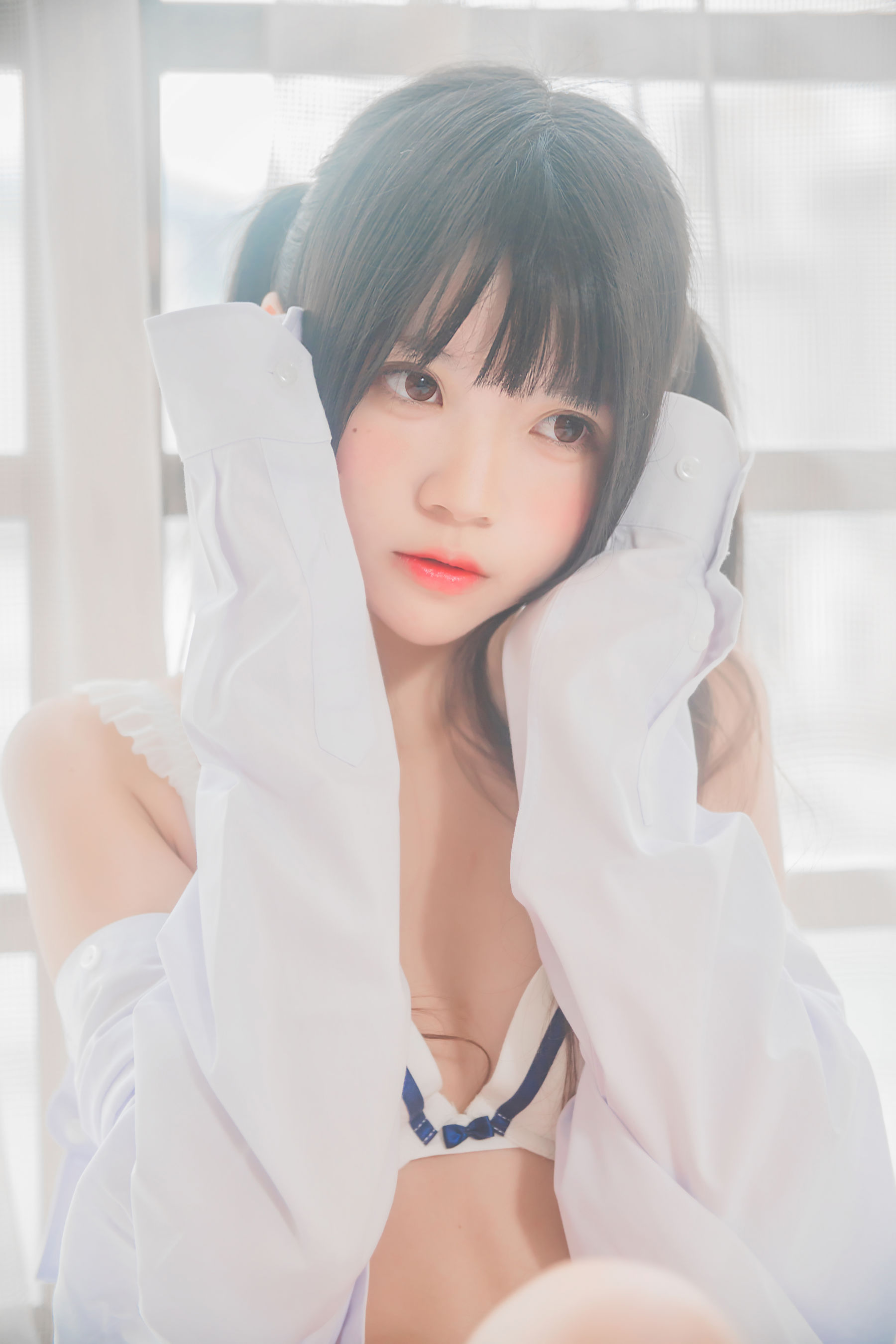 桜桃喵 《白衬衫双马尾》