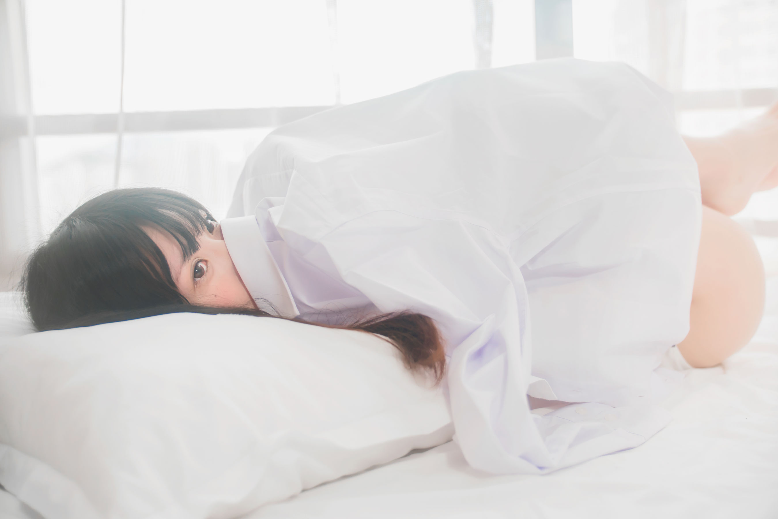桜桃喵 《白衬衫双马尾》
