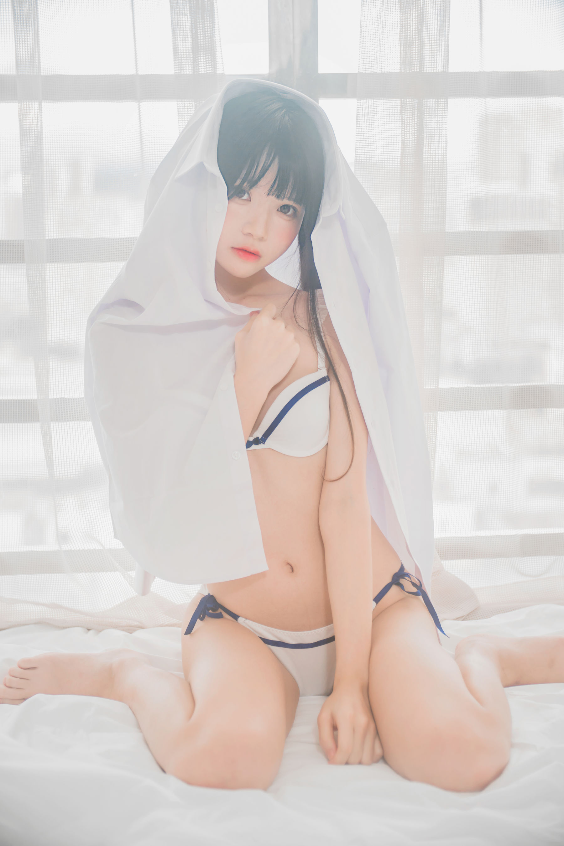 桜桃喵 《白衬衫双马尾》