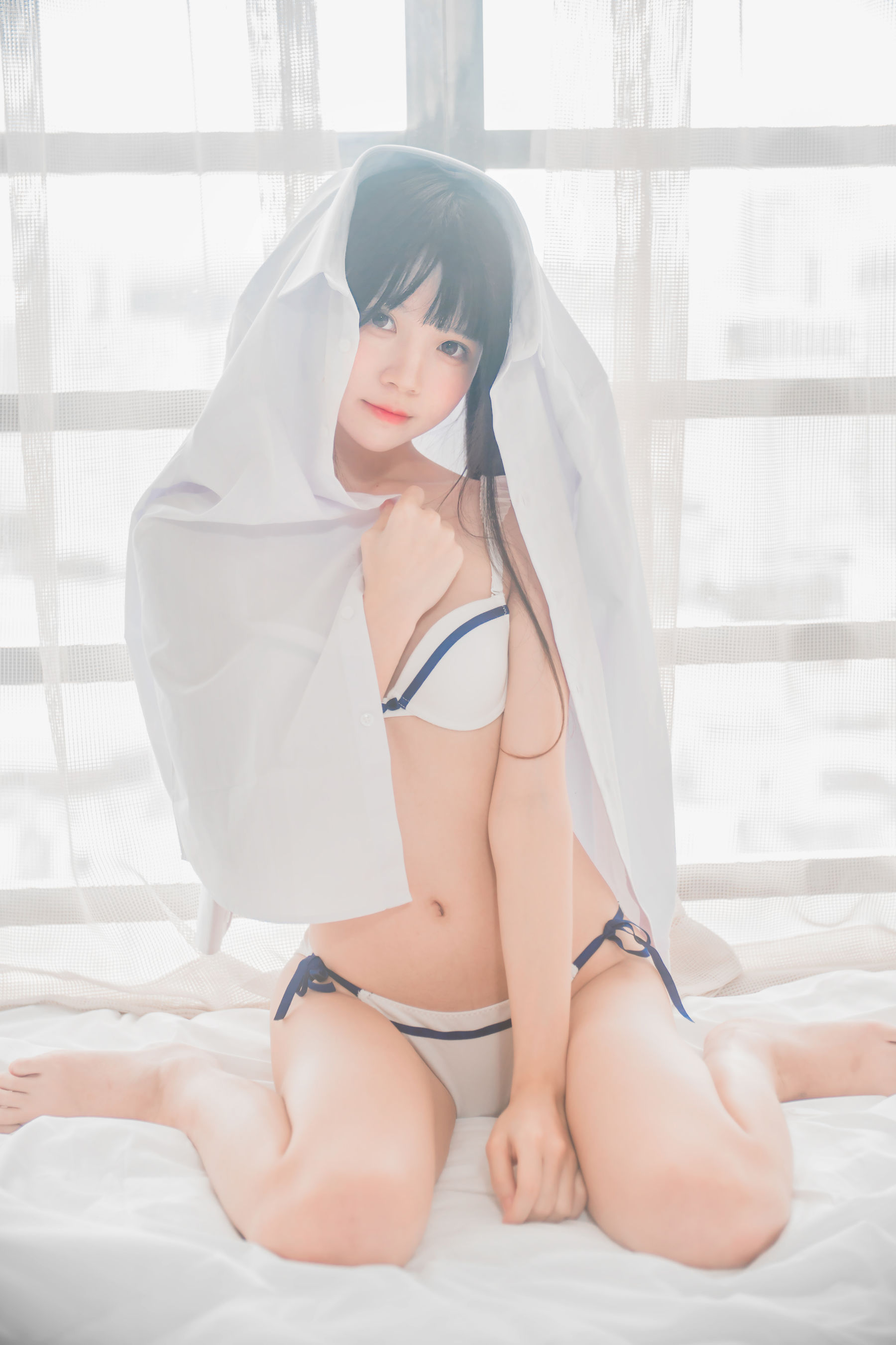 桜桃喵 《白衬衫双马尾》