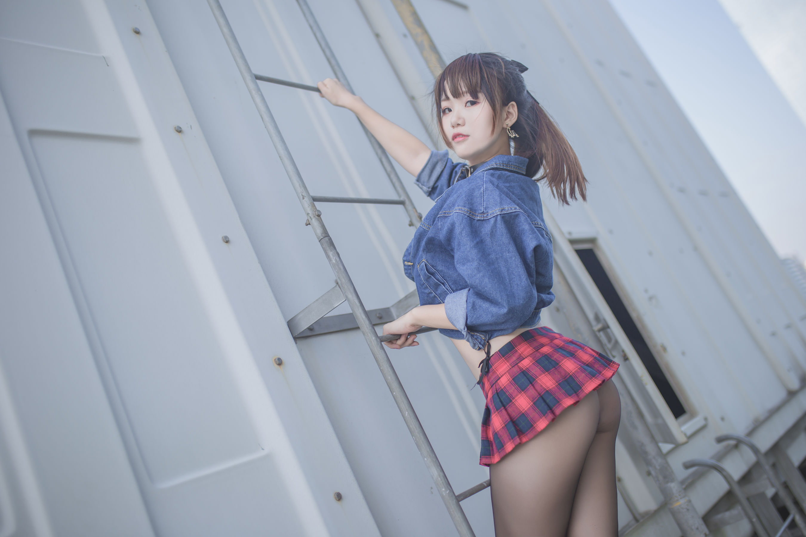 Yoko宅夏《红色格子》