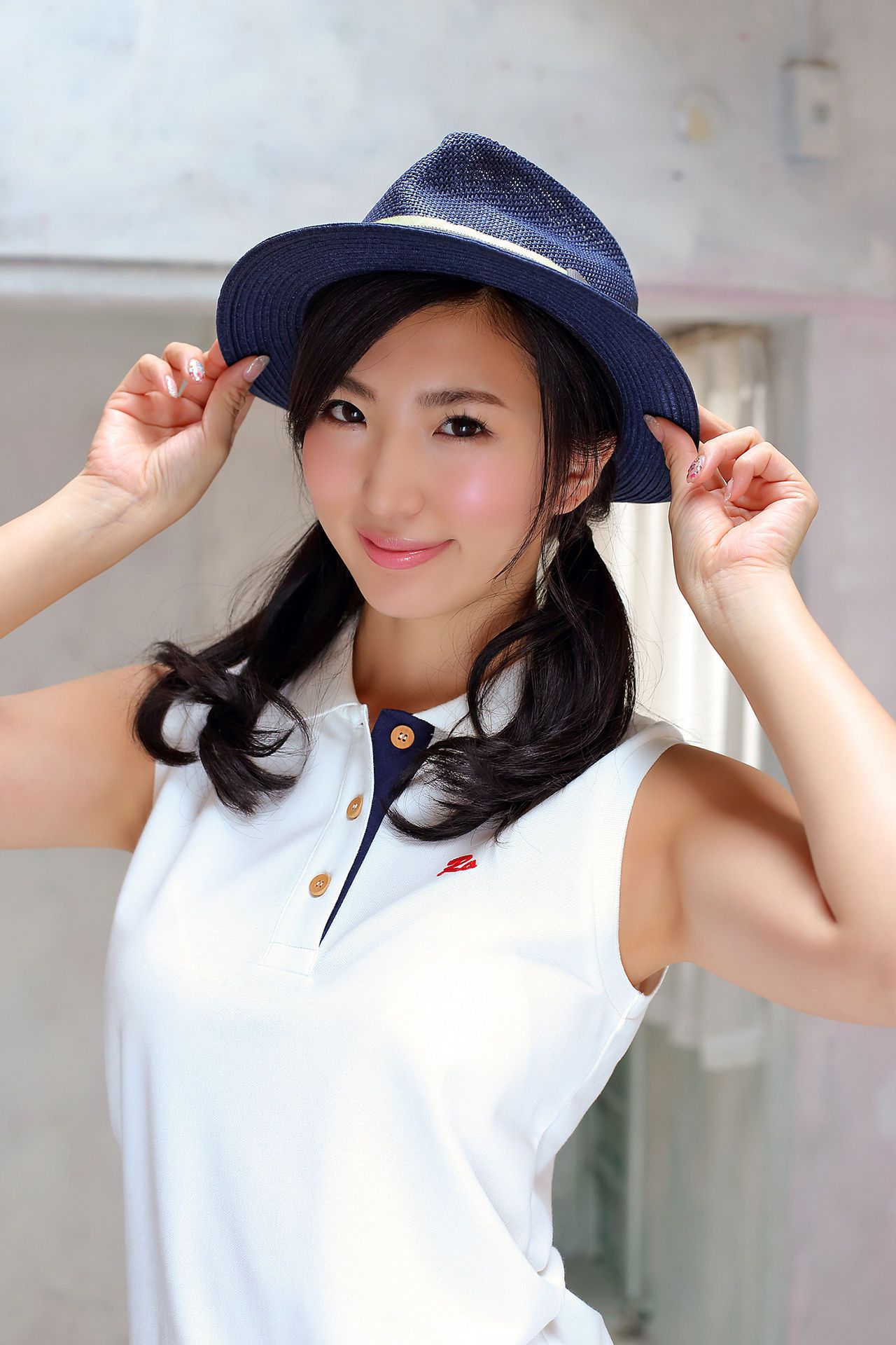 松嶋えいみ《至高の曲線美 松嶋えいみ 必撮！まるごと☆》