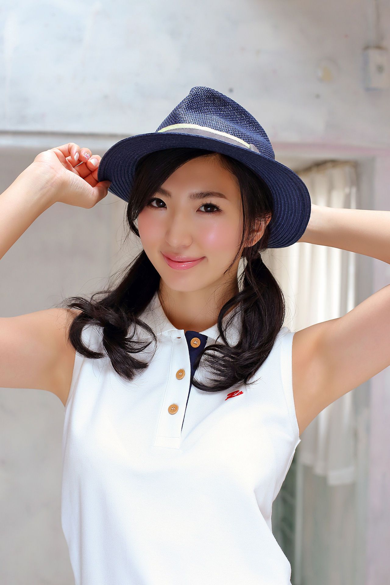 松嶋えいみ《至高の曲線美 松嶋えいみ 必撮！まるごと☆》