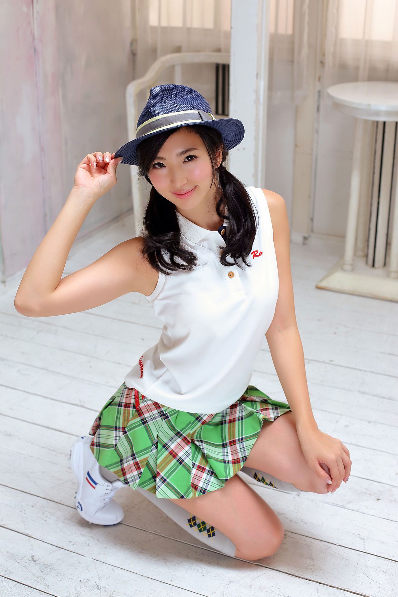 松嶋えいみ《至高の曲線美 松嶋えいみ 必撮！まるごと☆》