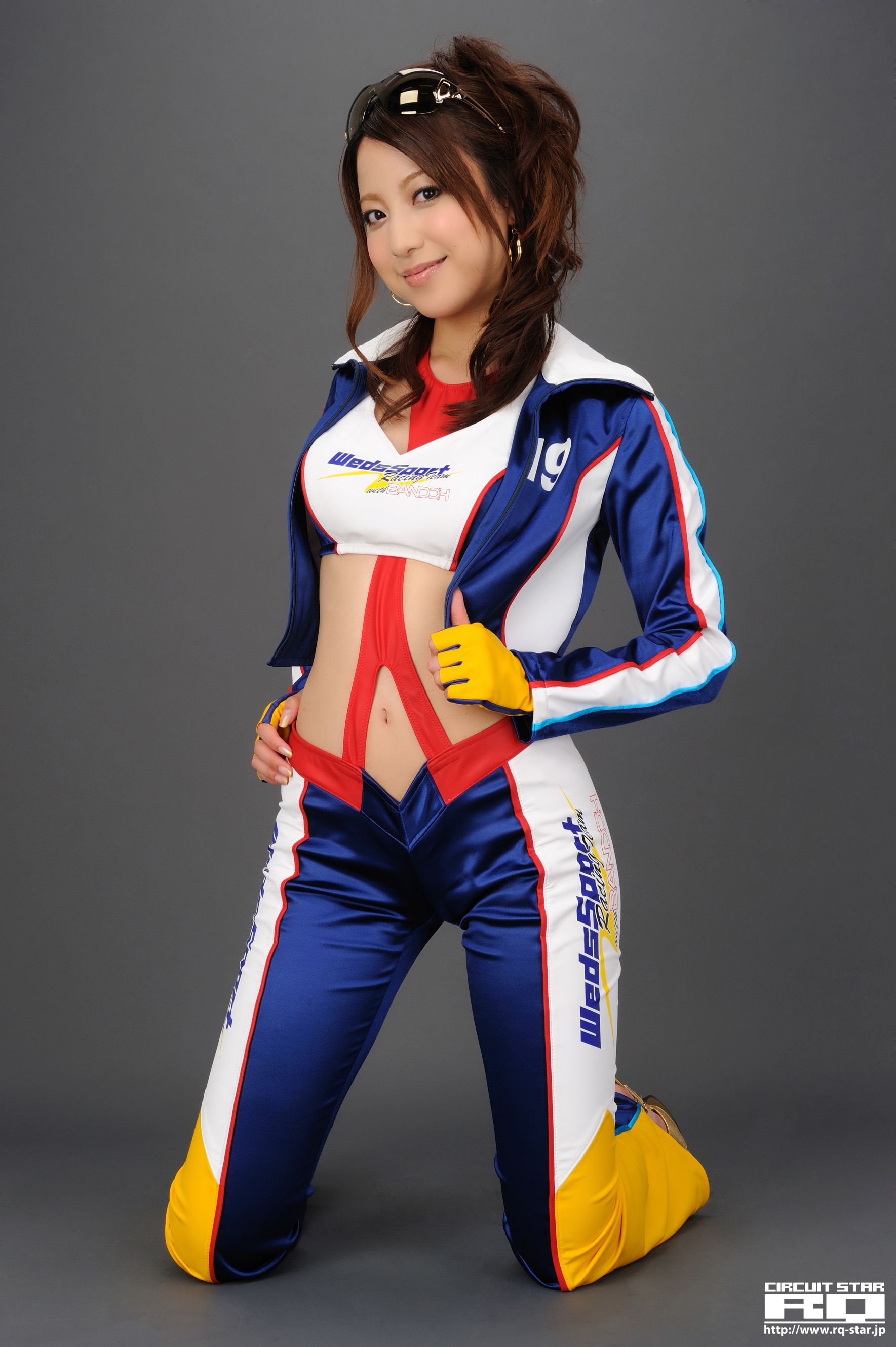 [RQ-STAR] NO.00301 横山かおり Race Queen 写真集