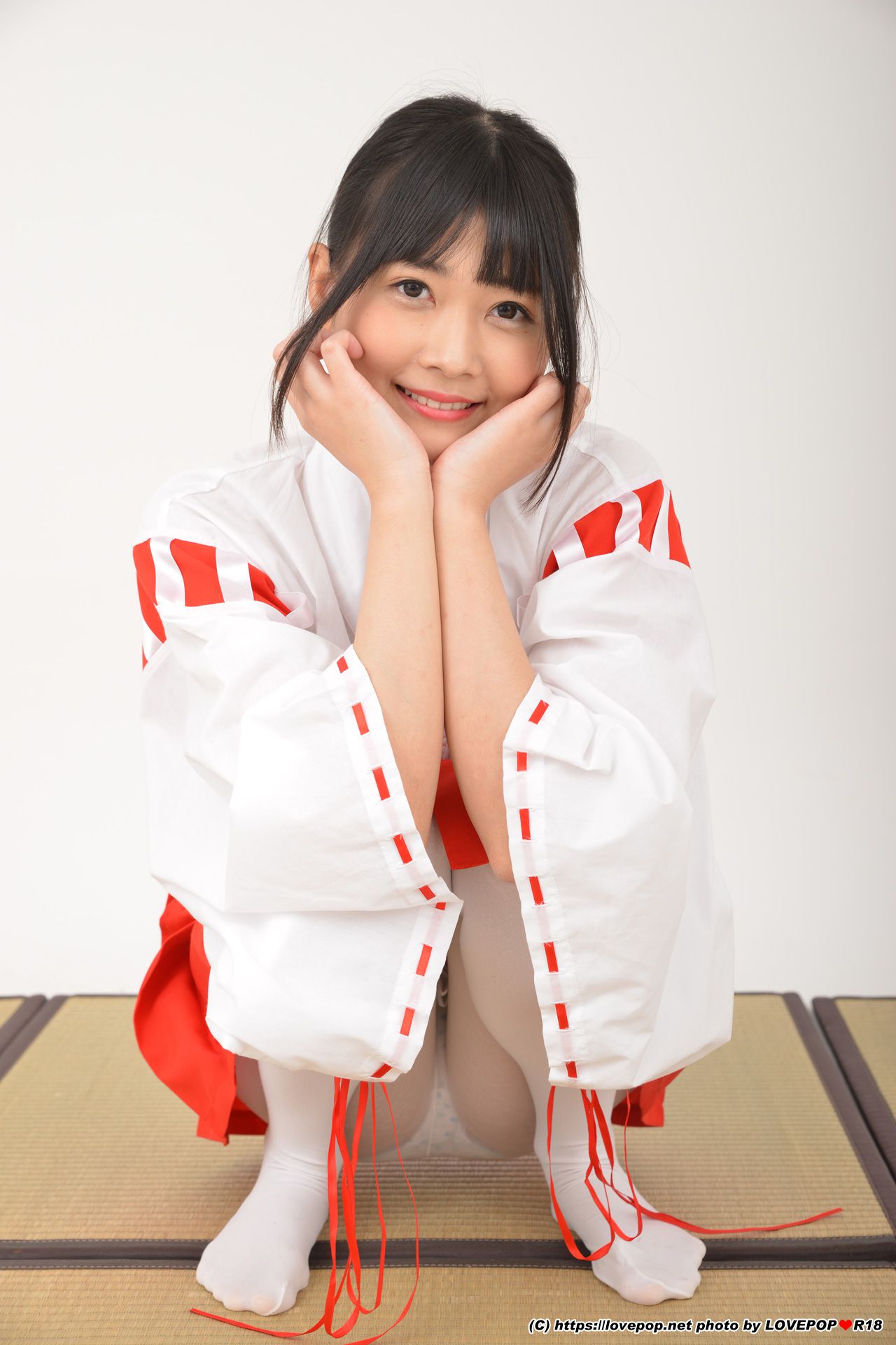 [LOVEPOP] Suzu Yamai 山井すず Photoset 06