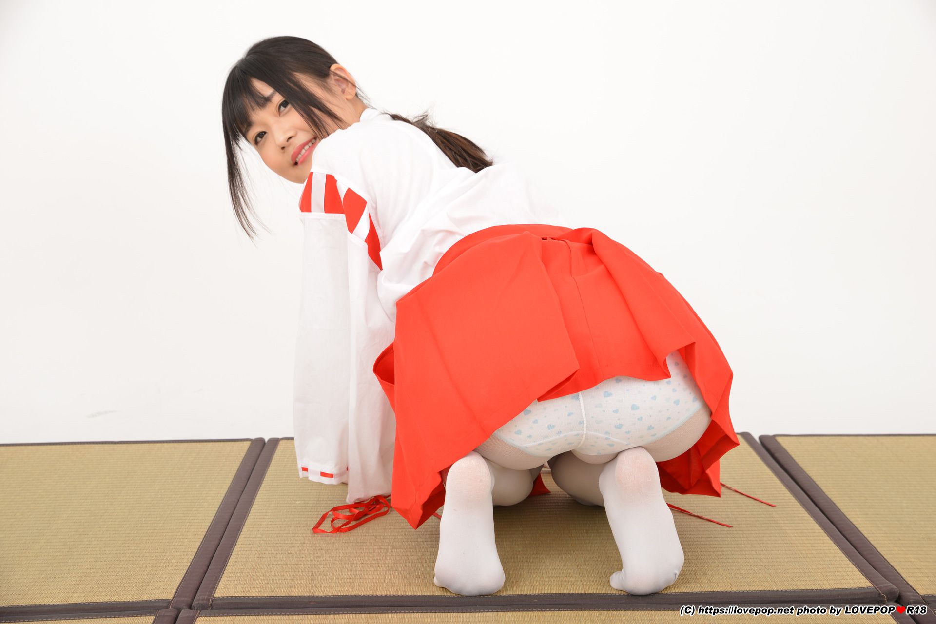 [LOVEPOP] Suzu Yamai 山井すず Photoset 06