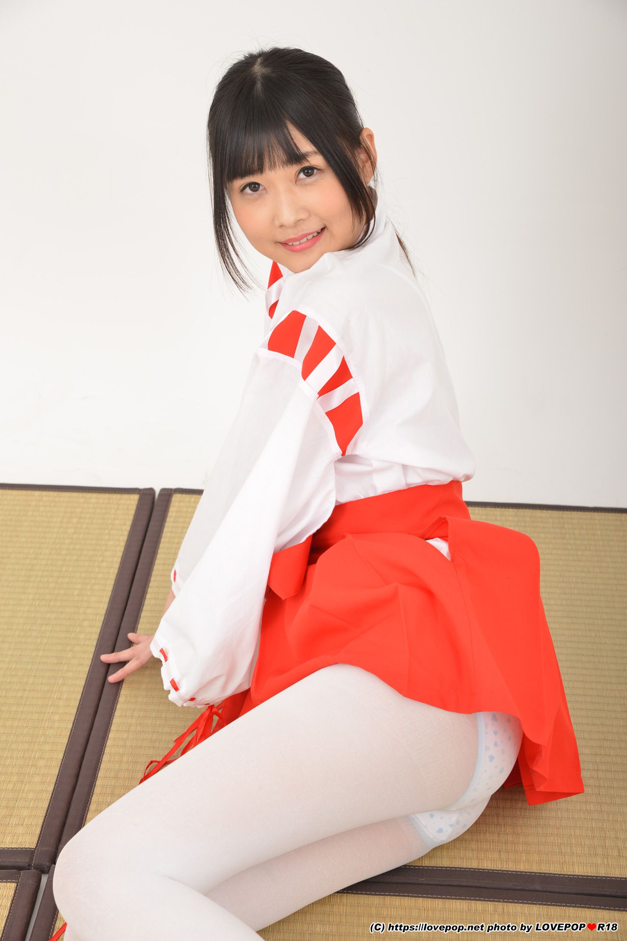 [LOVEPOP] Suzu Yamai 山井すず Photoset 06