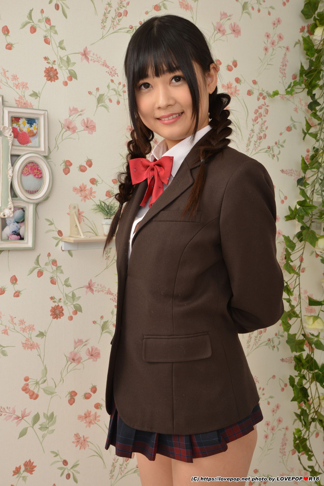 [LOVEPOP] Suzu Yamai 山井すず Photoset 07