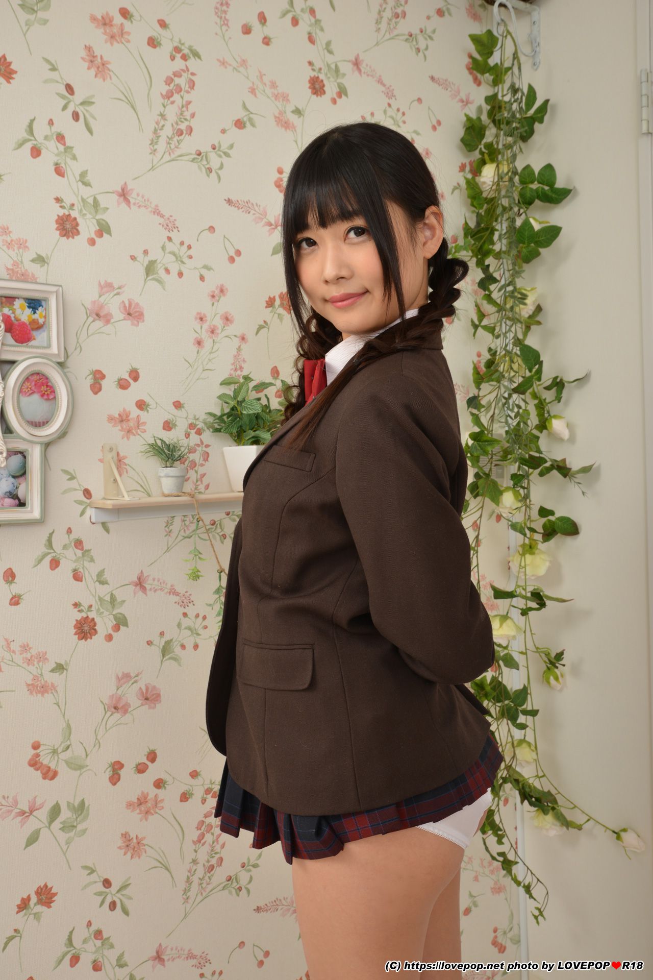 [LOVEPOP] Suzu Yamai 山井すず Photoset 07