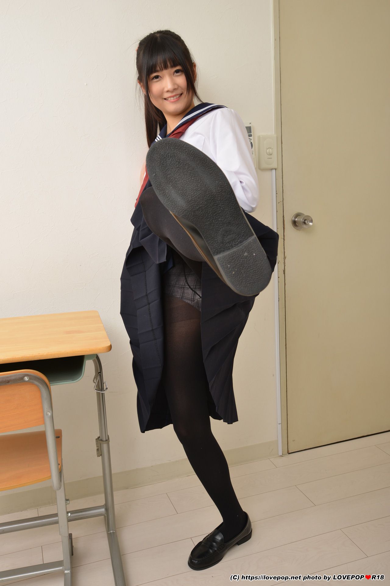 [LOVEPOP] Suzu Yamai 山井すず Photoset 08
