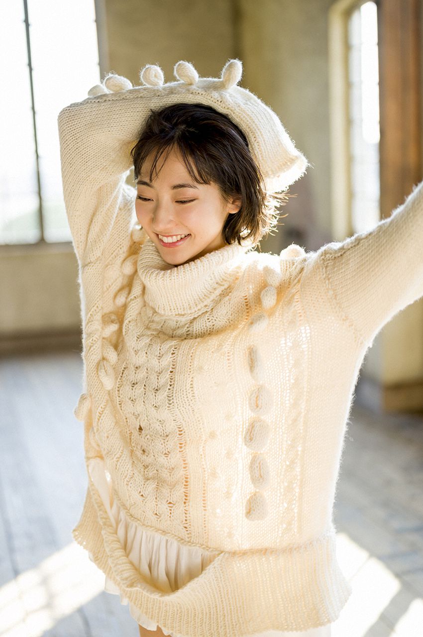 [WPB-net] Rena Takeda 武田玲奈 スヘ?シャル写真集「オトナの抜け感」