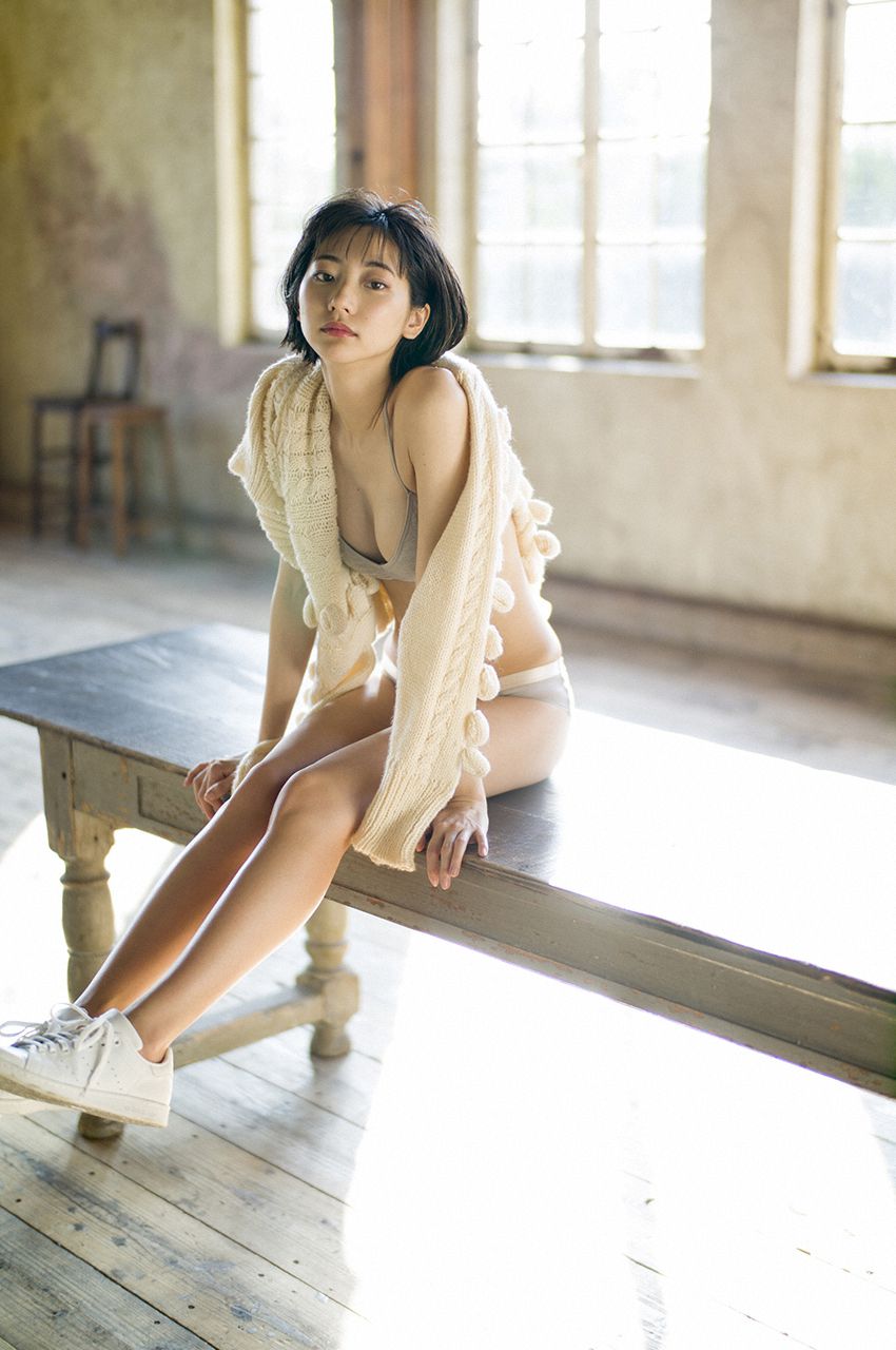 [WPB-net] Rena Takeda 武田玲奈 スヘ?シャル写真集「オトナの抜け感」