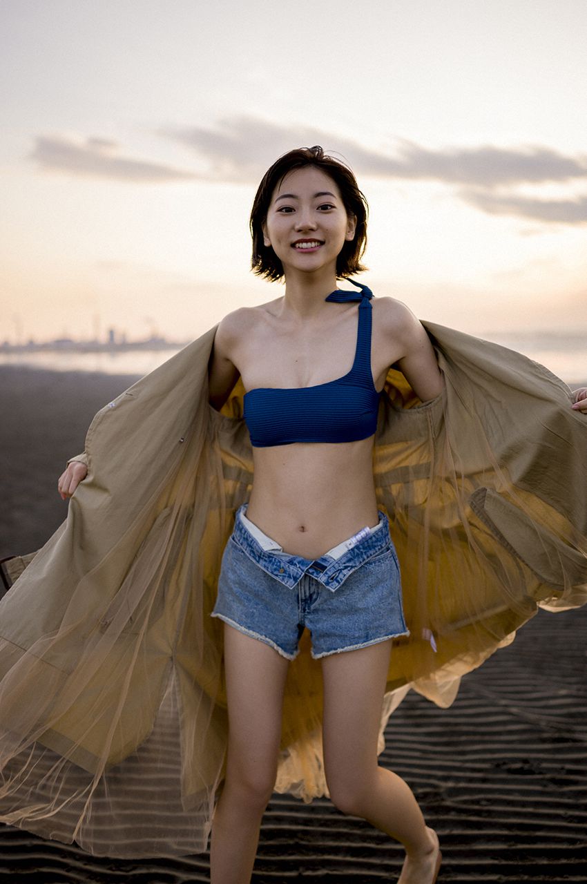 [WPB-net] Rena Takeda 武田玲奈 スヘ?シャル写真集「オトナの抜け感」