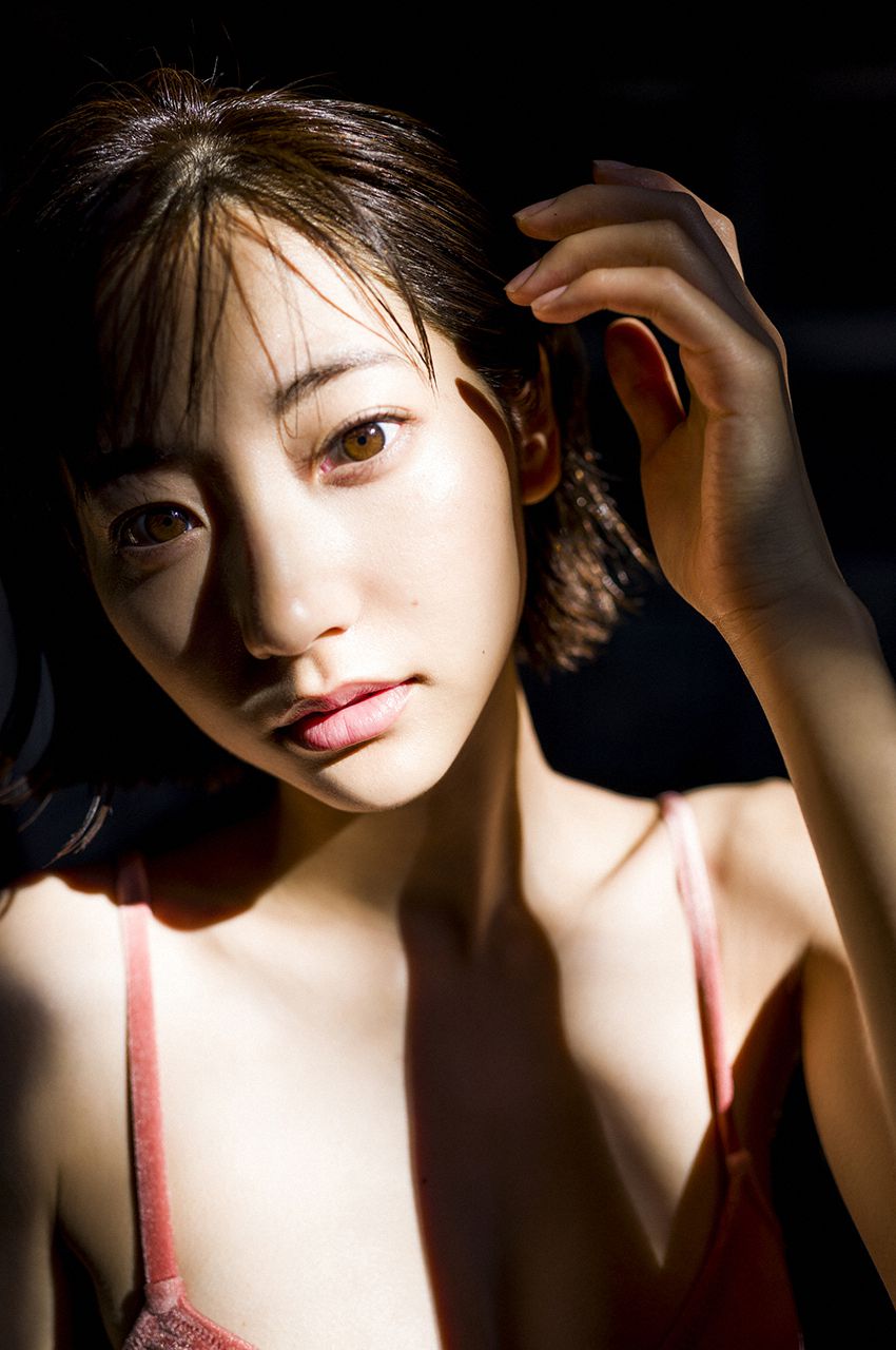 [WPB-net] Rena Takeda 武田玲奈 スヘ?シャル写真集「オトナの抜け感」