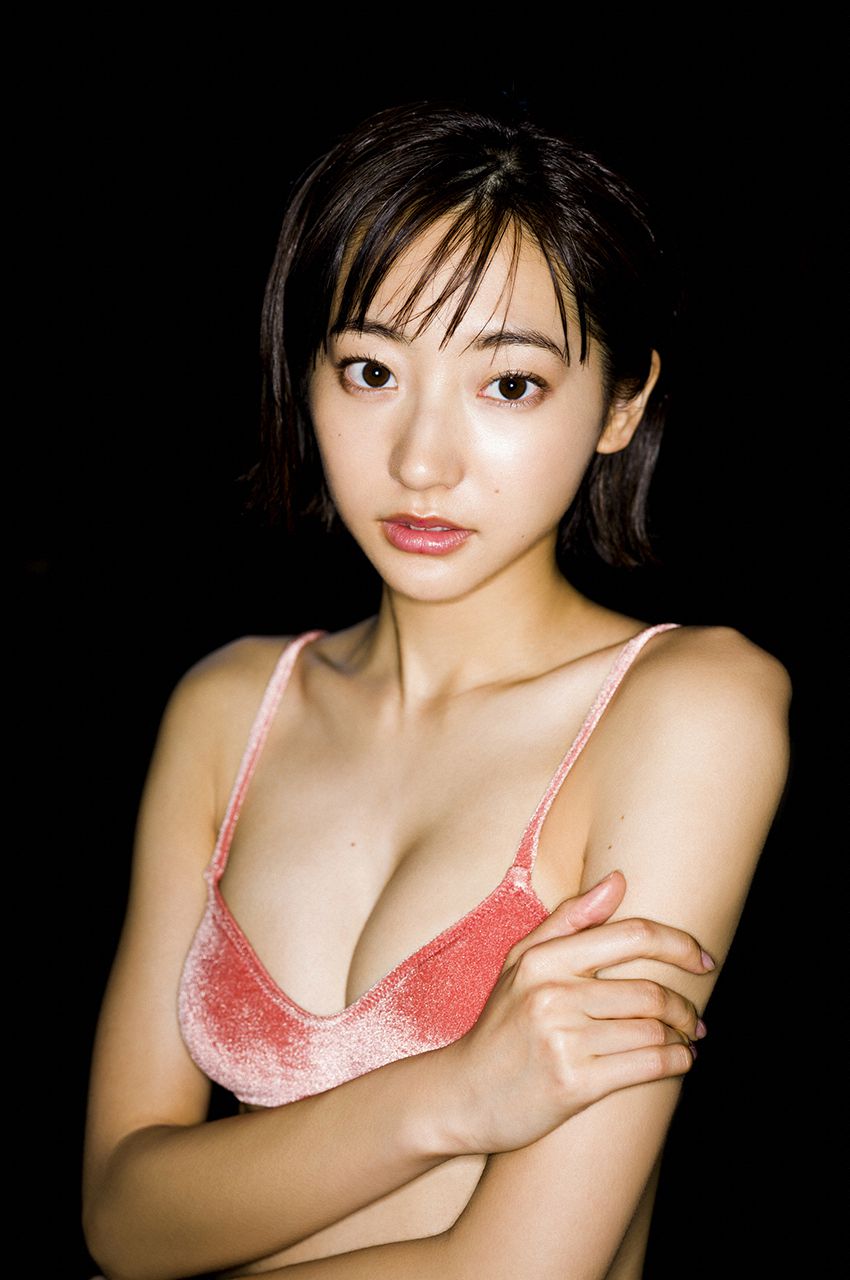[WPB-net] Rena Takeda 武田玲奈 スヘ?シャル写真集「オトナの抜け感」