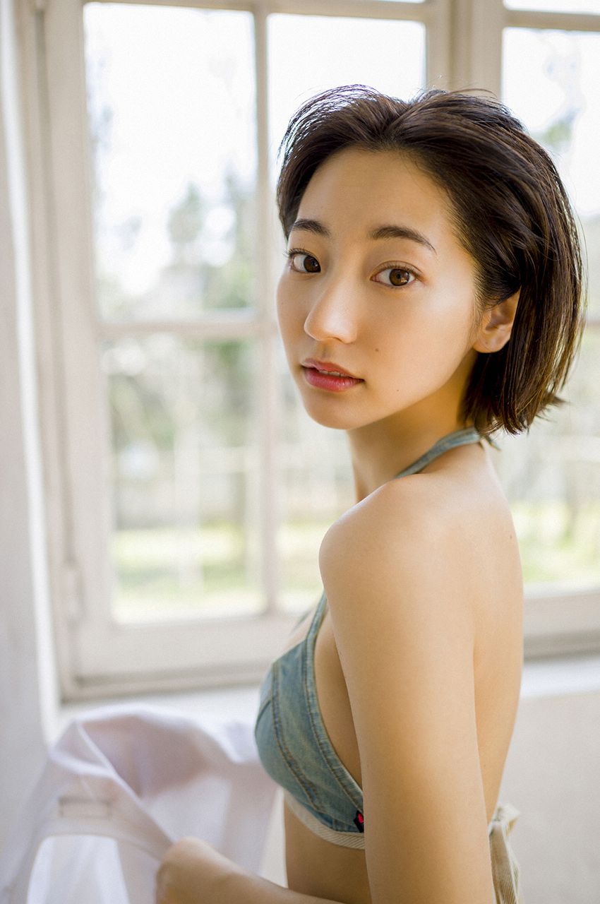 [WPB-net] Rena Takeda 武田玲奈 スヘ?シャル写真集「オトナの抜け感」