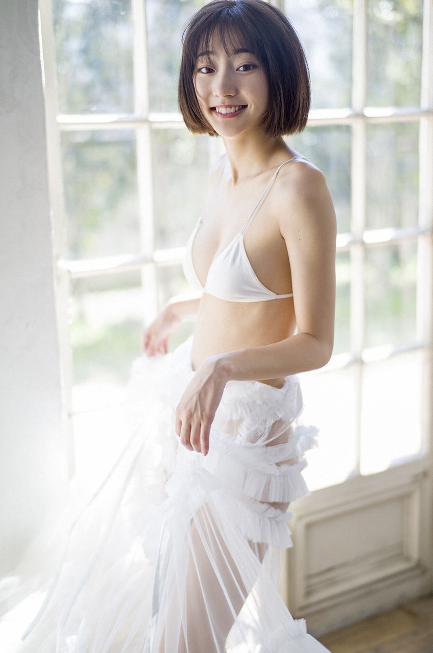 [WPB-net] Rena Takeda 武田玲奈 スヘ?シャル写真集「オトナの抜け感」