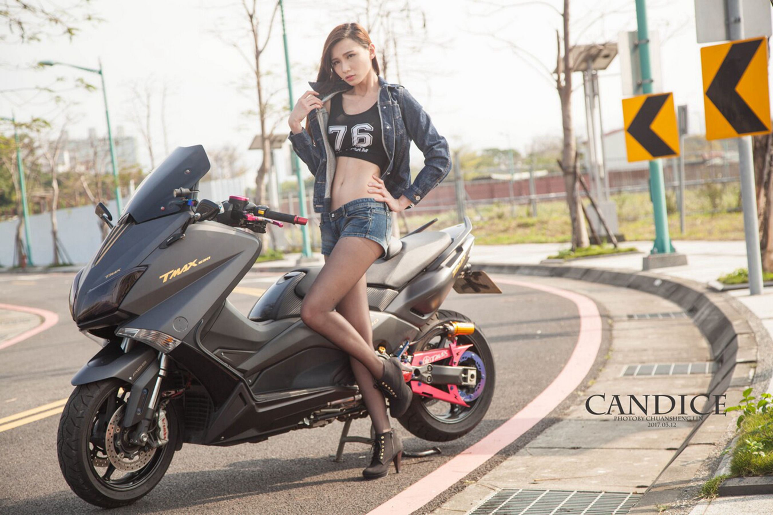 [台湾女神]  蔡译心Candice - 摩托机车时尚女郎