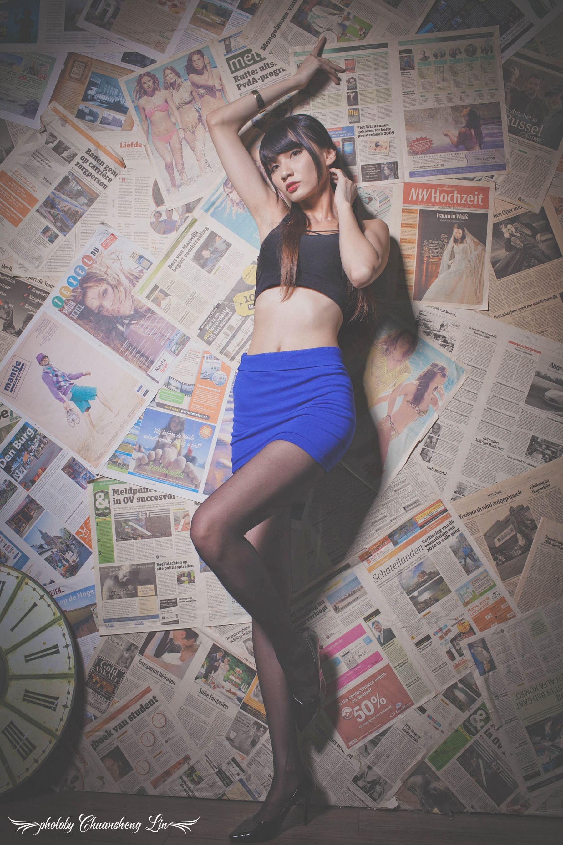 [台湾女神]  蔡译心Candice - 黑丝+蓝色包臀裙美腿写真