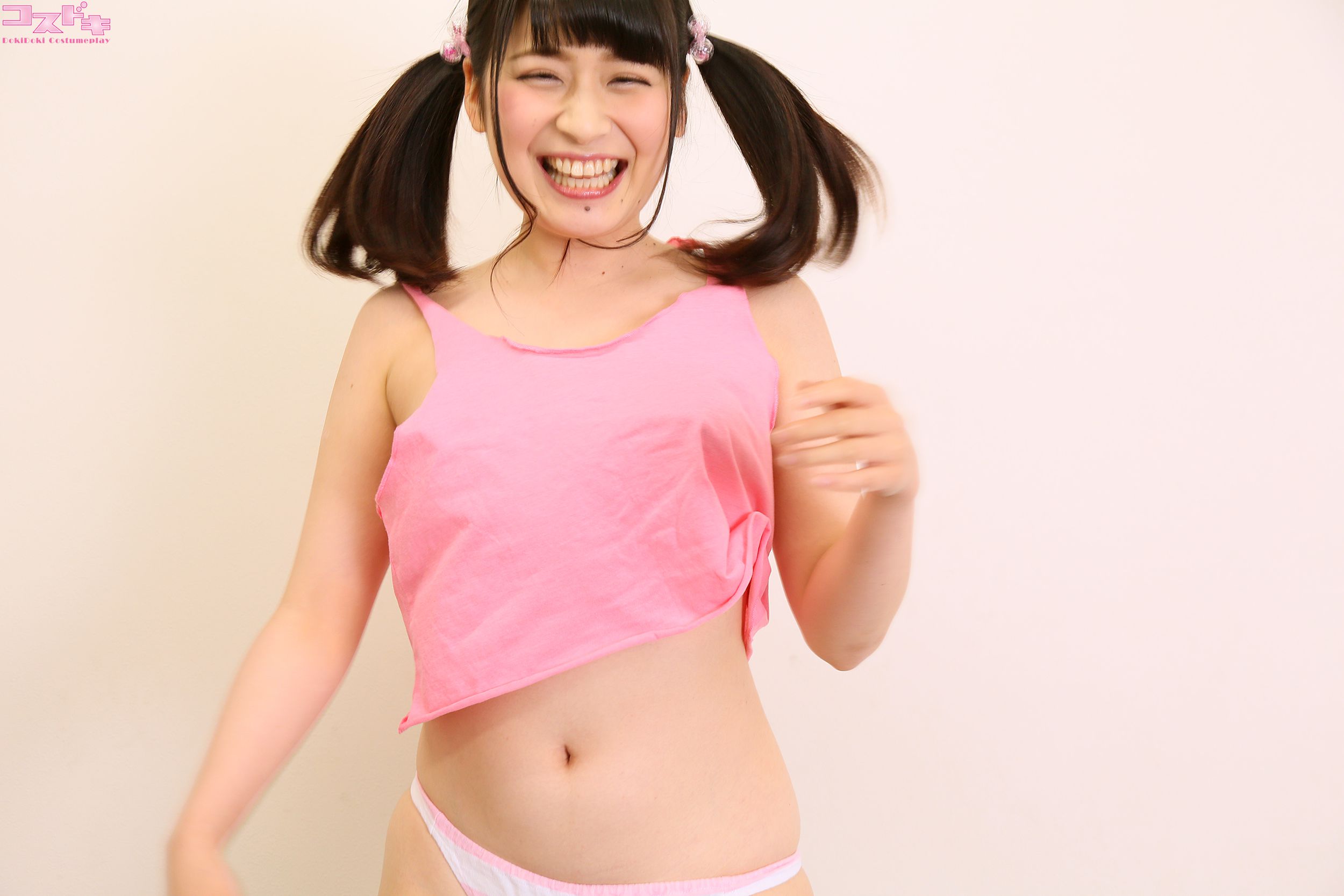 [Cosdoki] Maina Yuuri 優梨まいな yuurimaina_pic_heyagi1