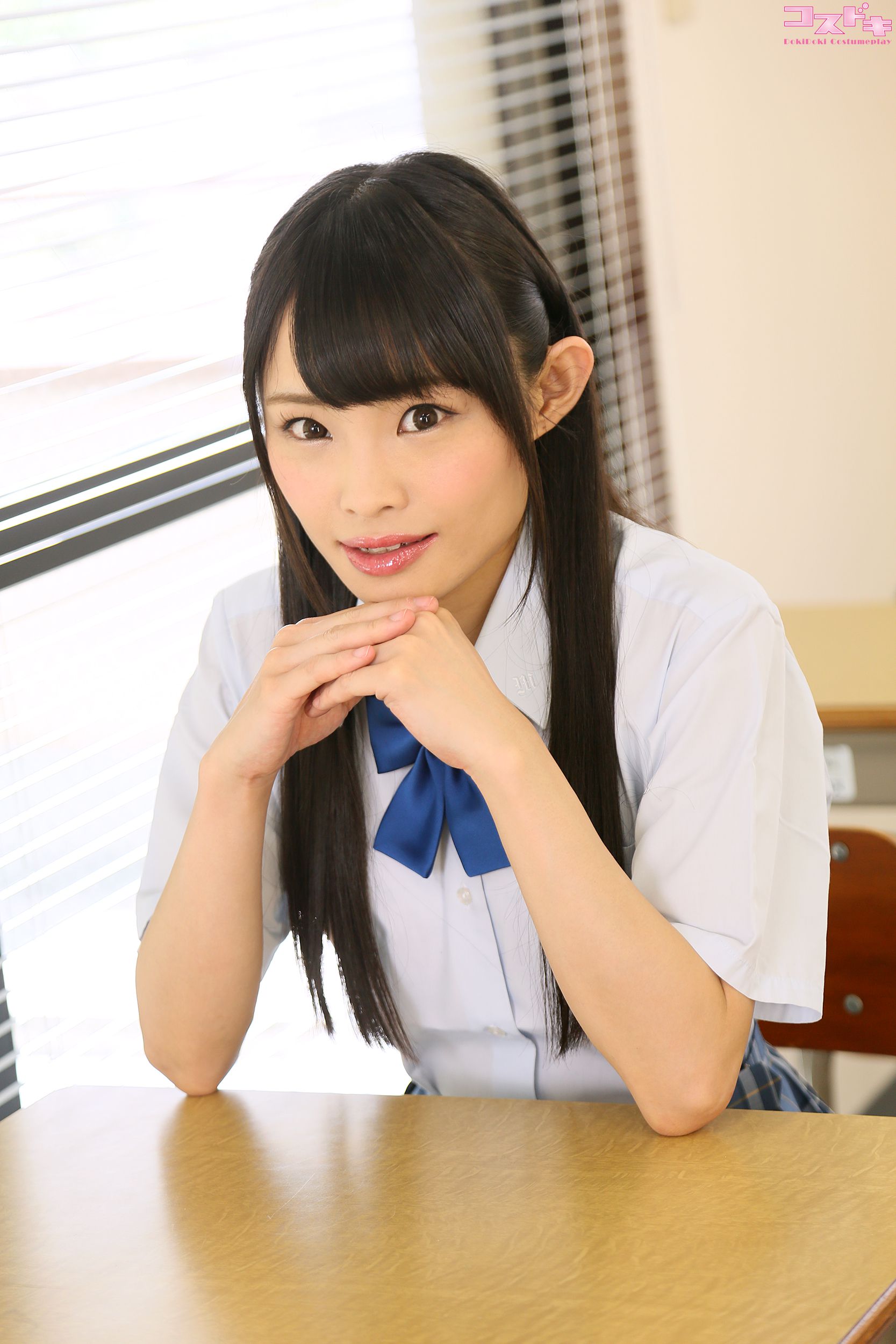[Cosdoki] Rina Hatsume 初芽里奈 hatsumerina_pic_seifuku1