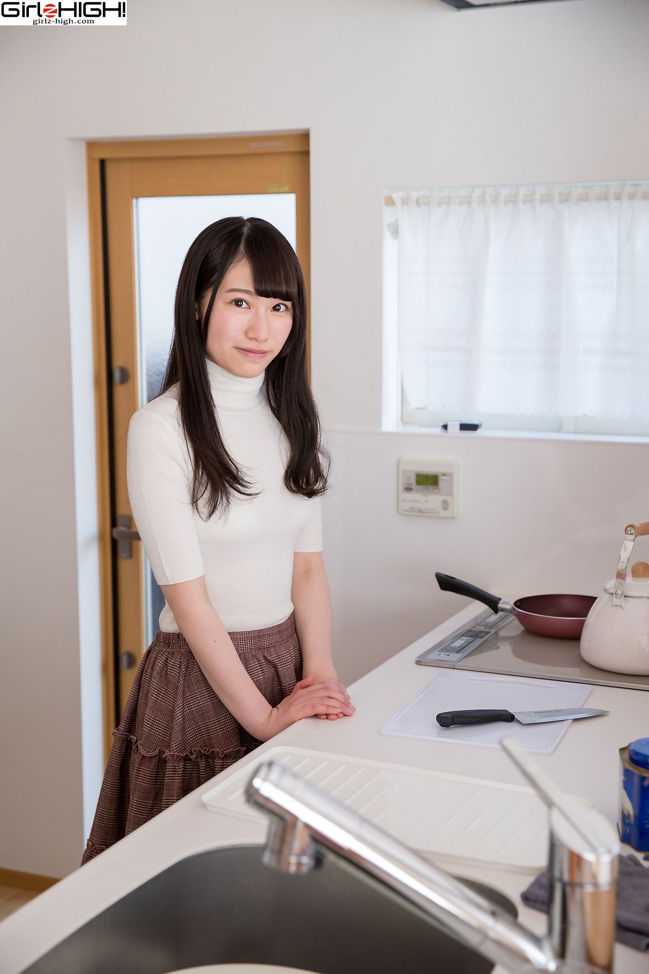 [Girlz-High] Ayana Haduki 葉月彩菜 - bfaa_023_001
