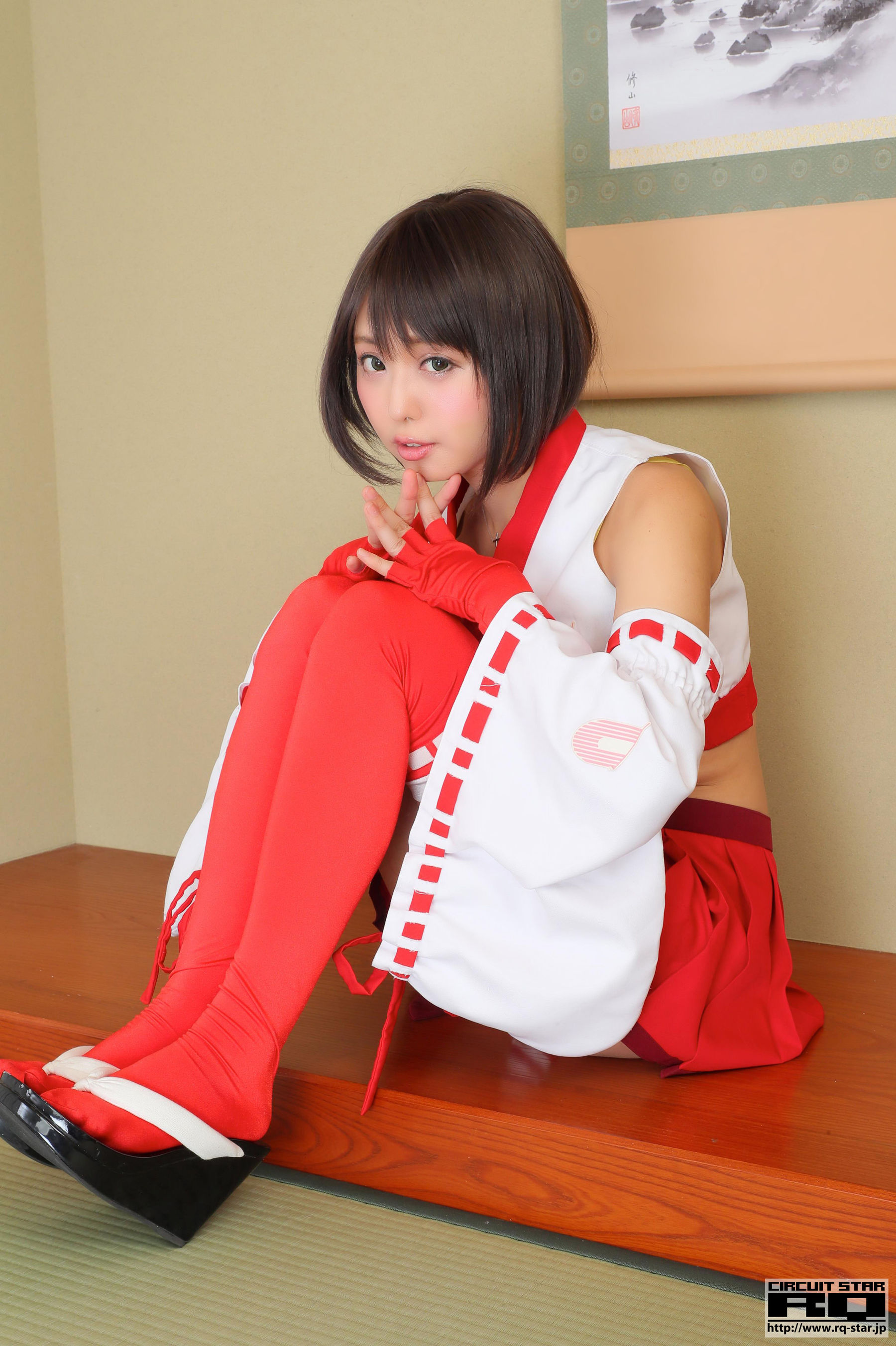 [RQ-STAR] Ahane 亜羽音 Race Queen