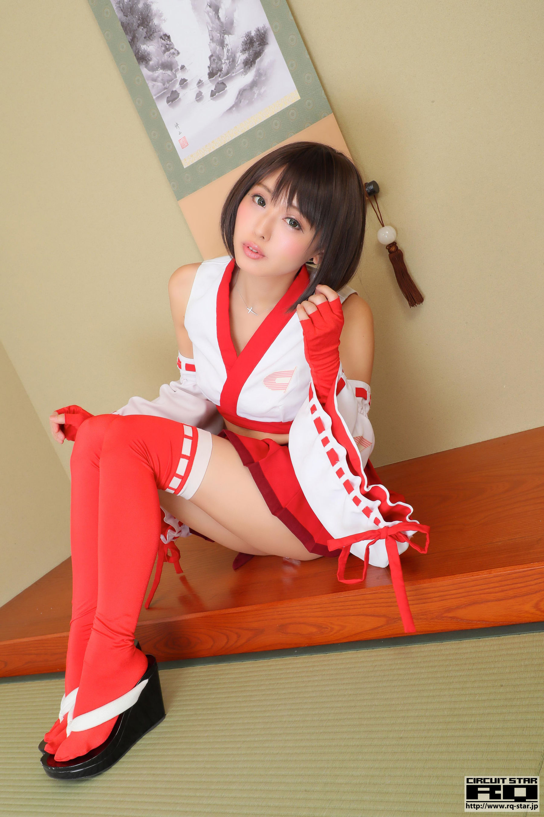 [RQ-STAR] Ahane 亜羽音 Race Queen