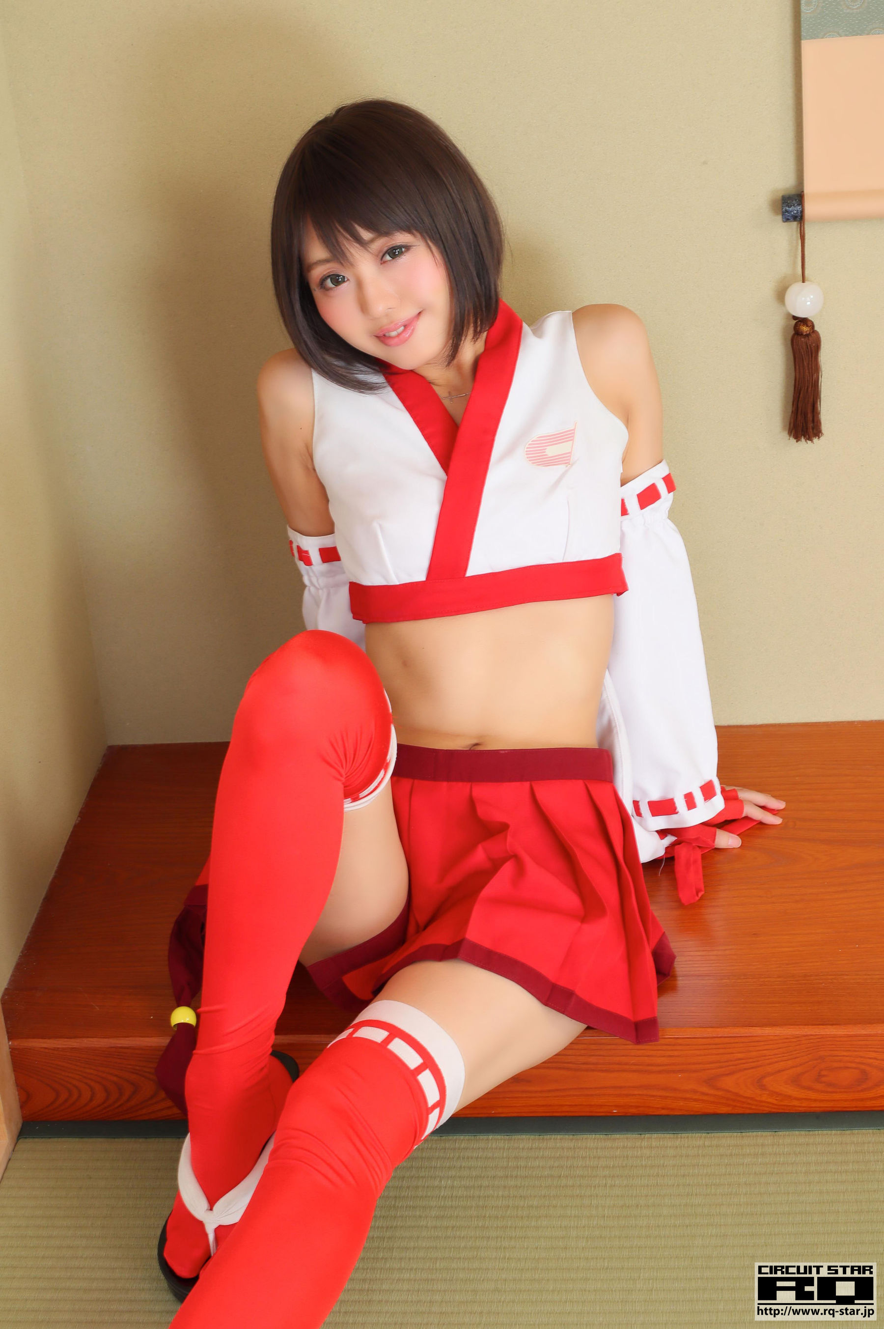 [RQ-STAR] Ahane 亜羽音 Race Queen