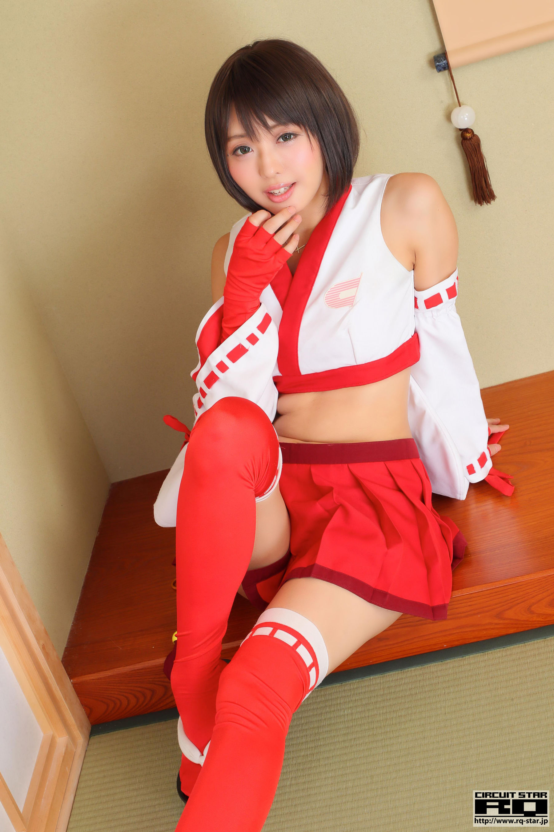 [RQ-STAR] Ahane 亜羽音 Race Queen