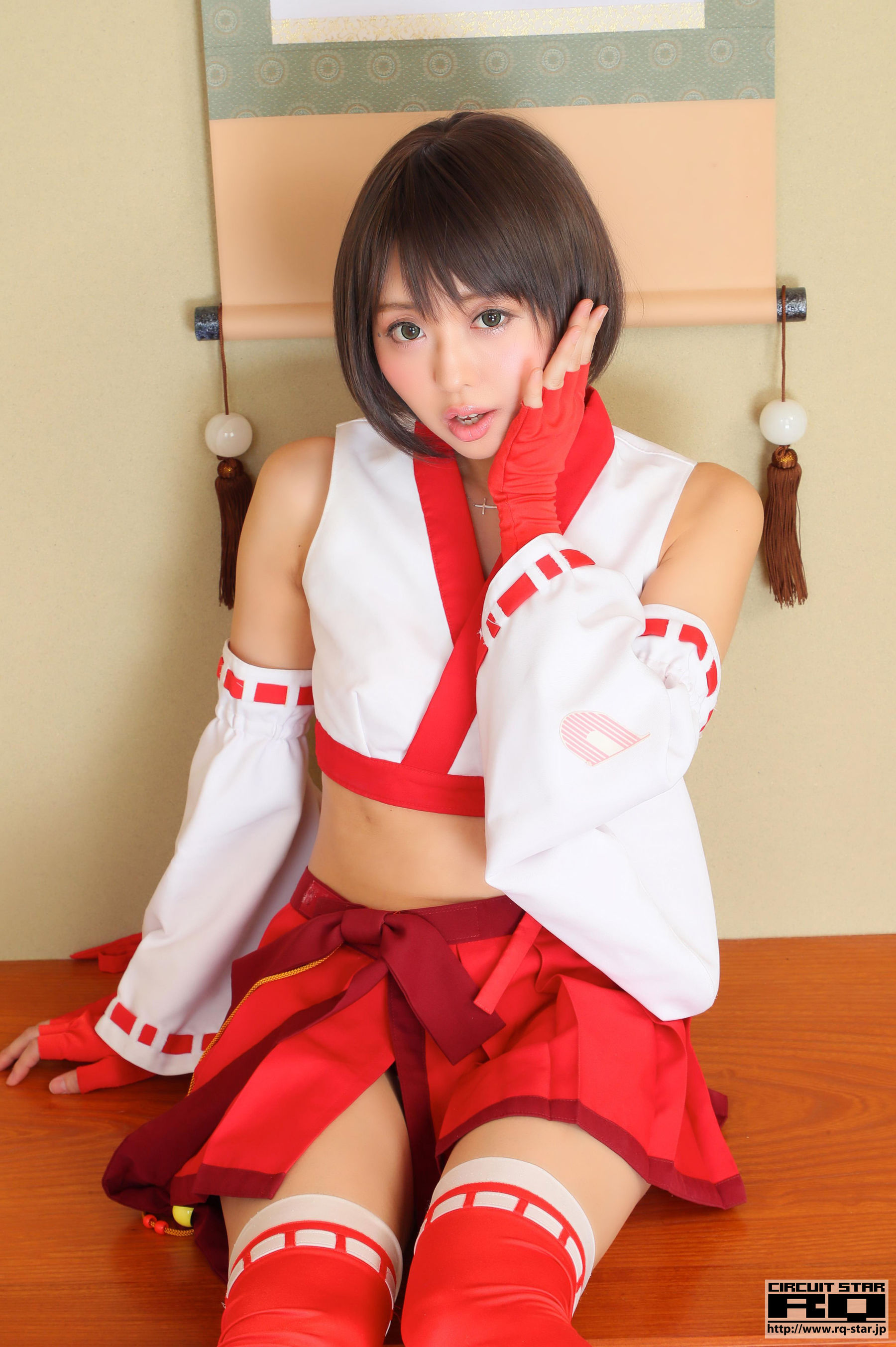 [RQ-STAR] Ahane 亜羽音 Race Queen