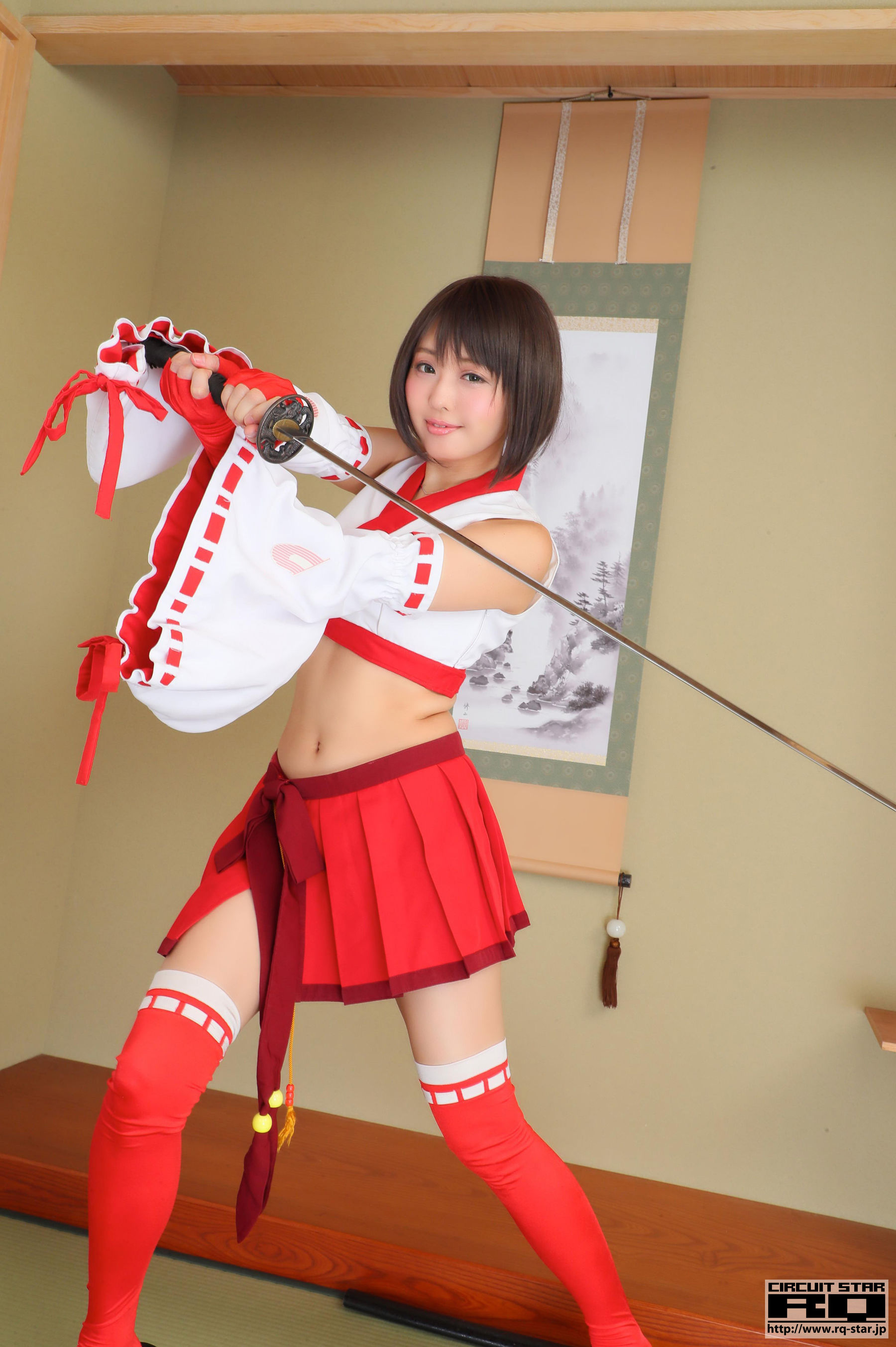 [RQ-STAR] Ahane 亜羽音 Race Queen 2