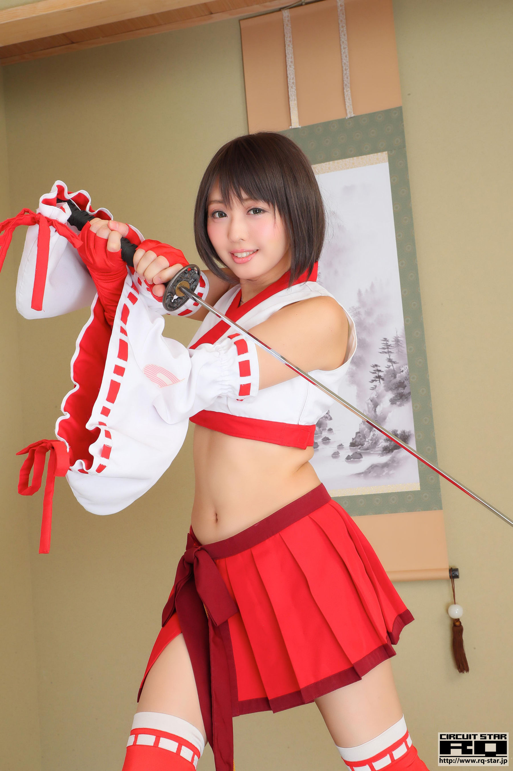 [RQ-STAR] Ahane 亜羽音 Race Queen 2