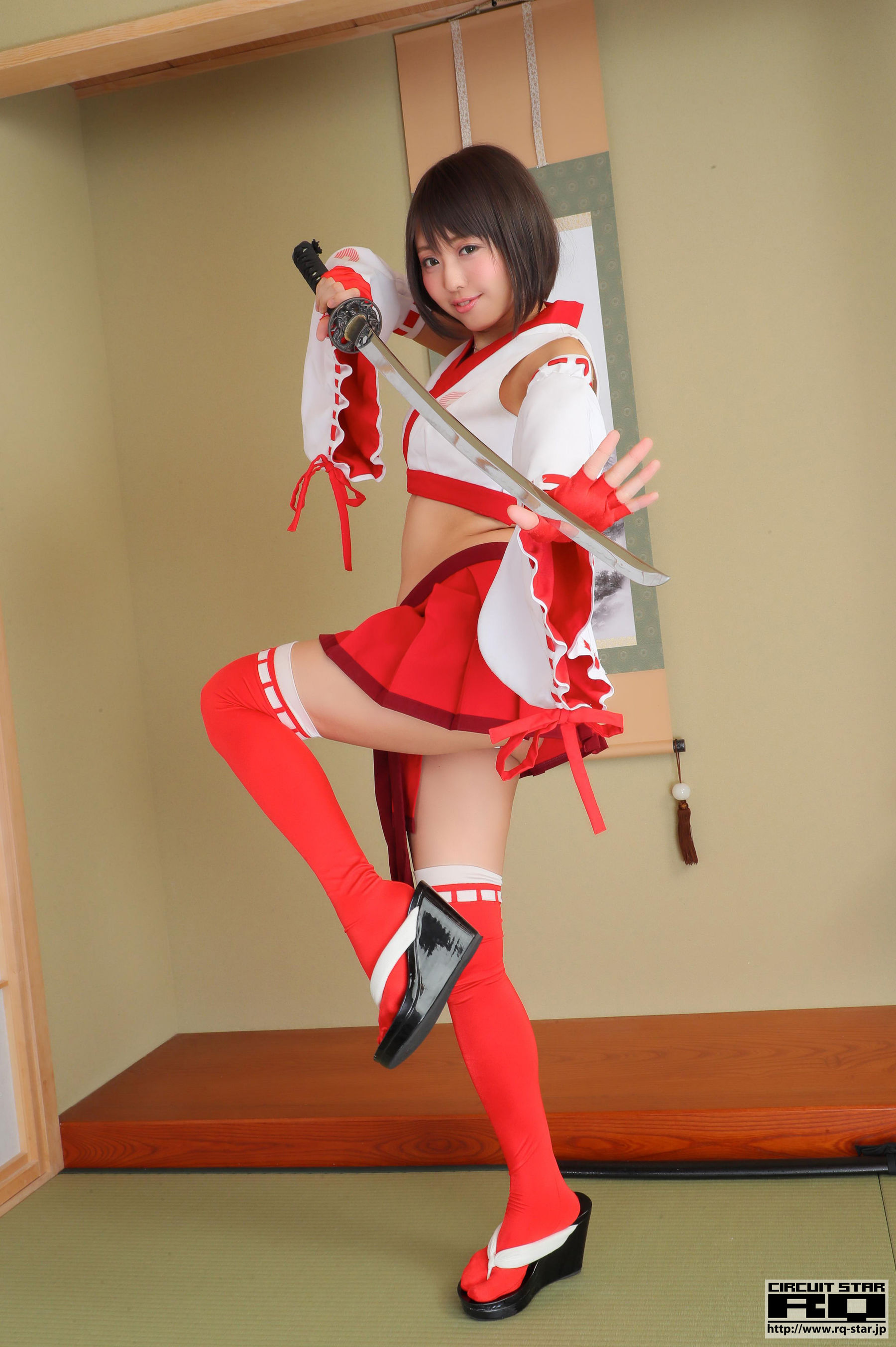 [RQ-STAR] Ahane 亜羽音 Race Queen 2