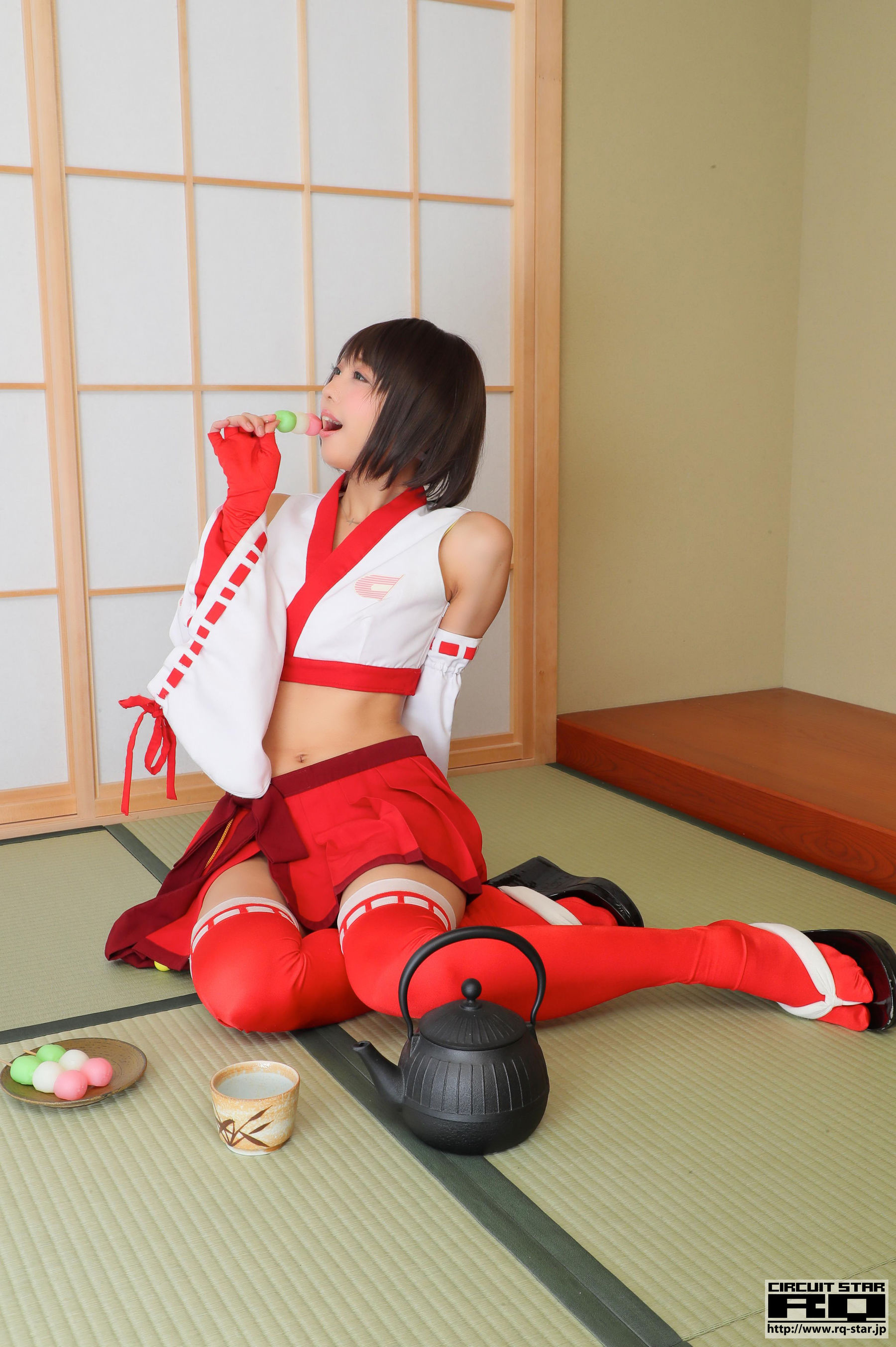 [RQ-STAR] Ahane 亜羽音 Race Queen 2
