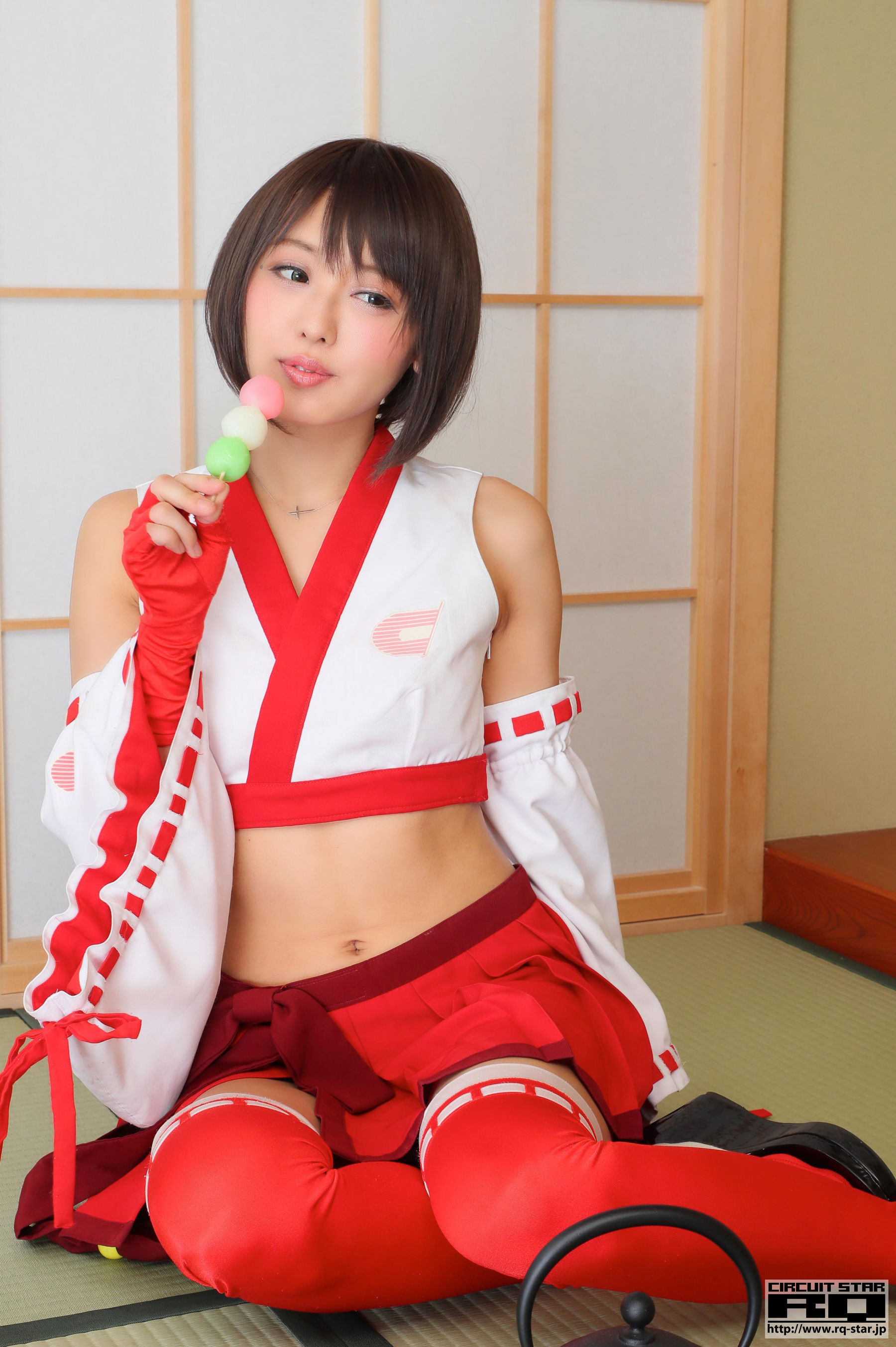 [RQ-STAR] Ahane 亜羽音 Race Queen 2