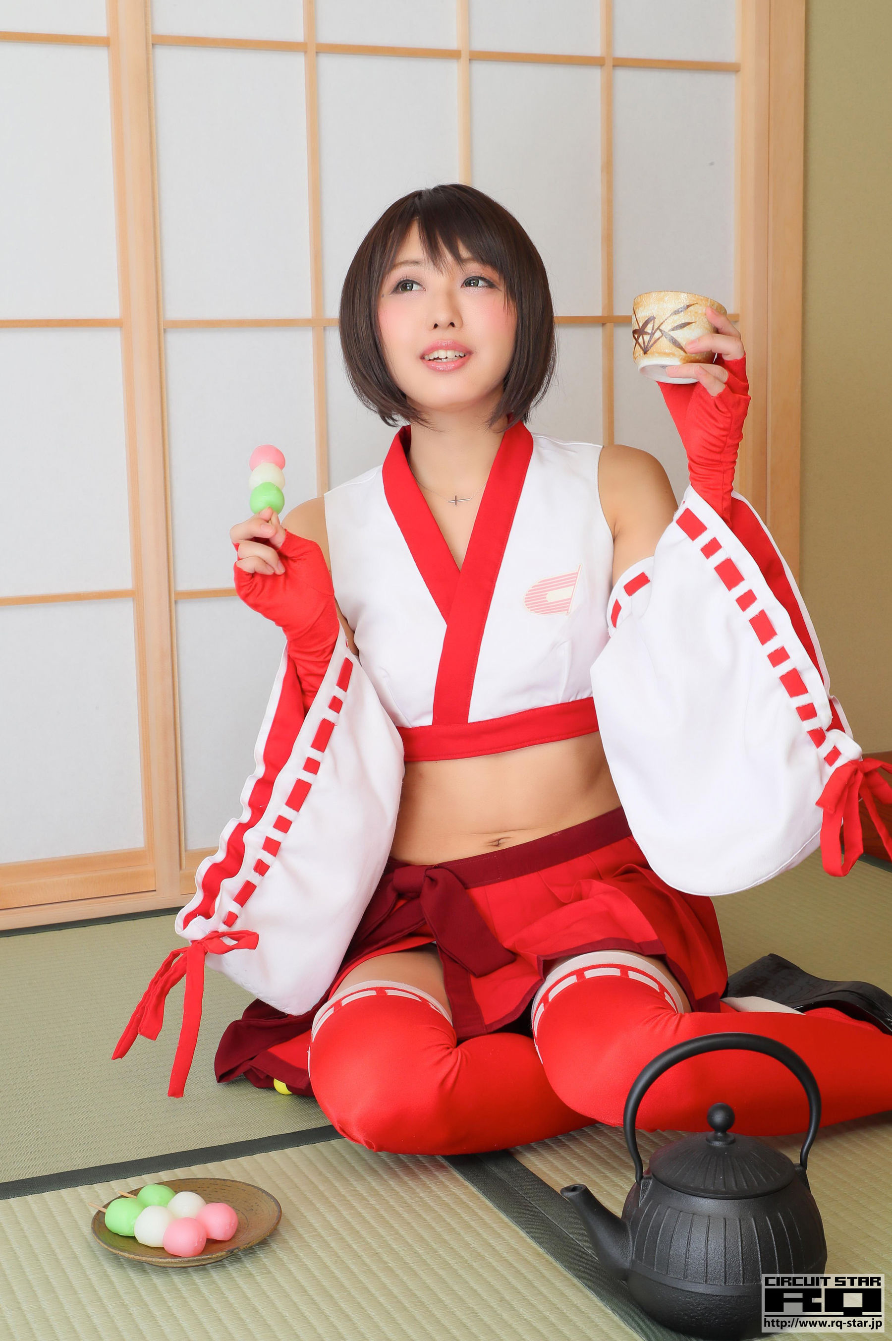 [RQ-STAR] Ahane 亜羽音 Race Queen 2