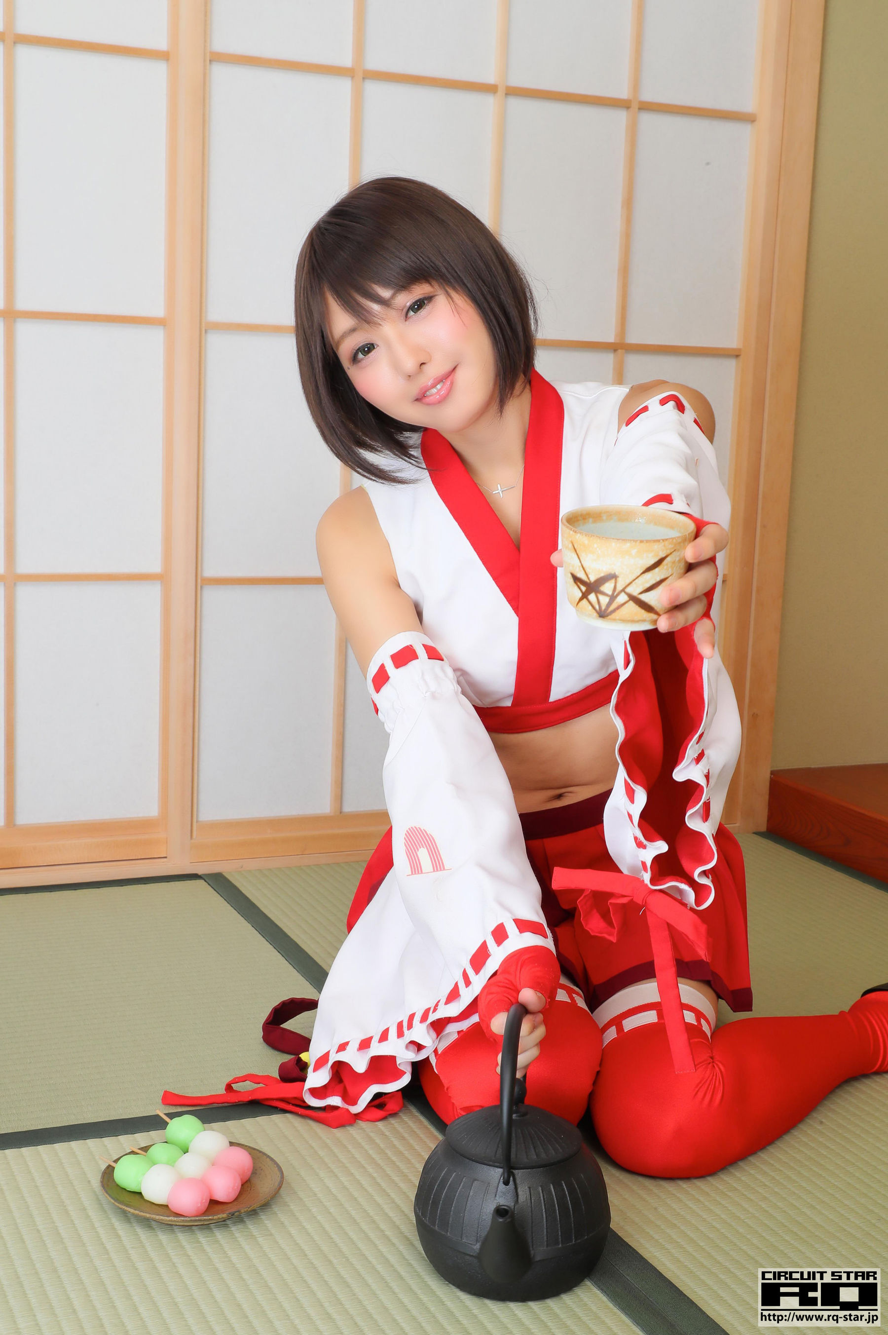 [RQ-STAR] Ahane 亜羽音 Race Queen 2
