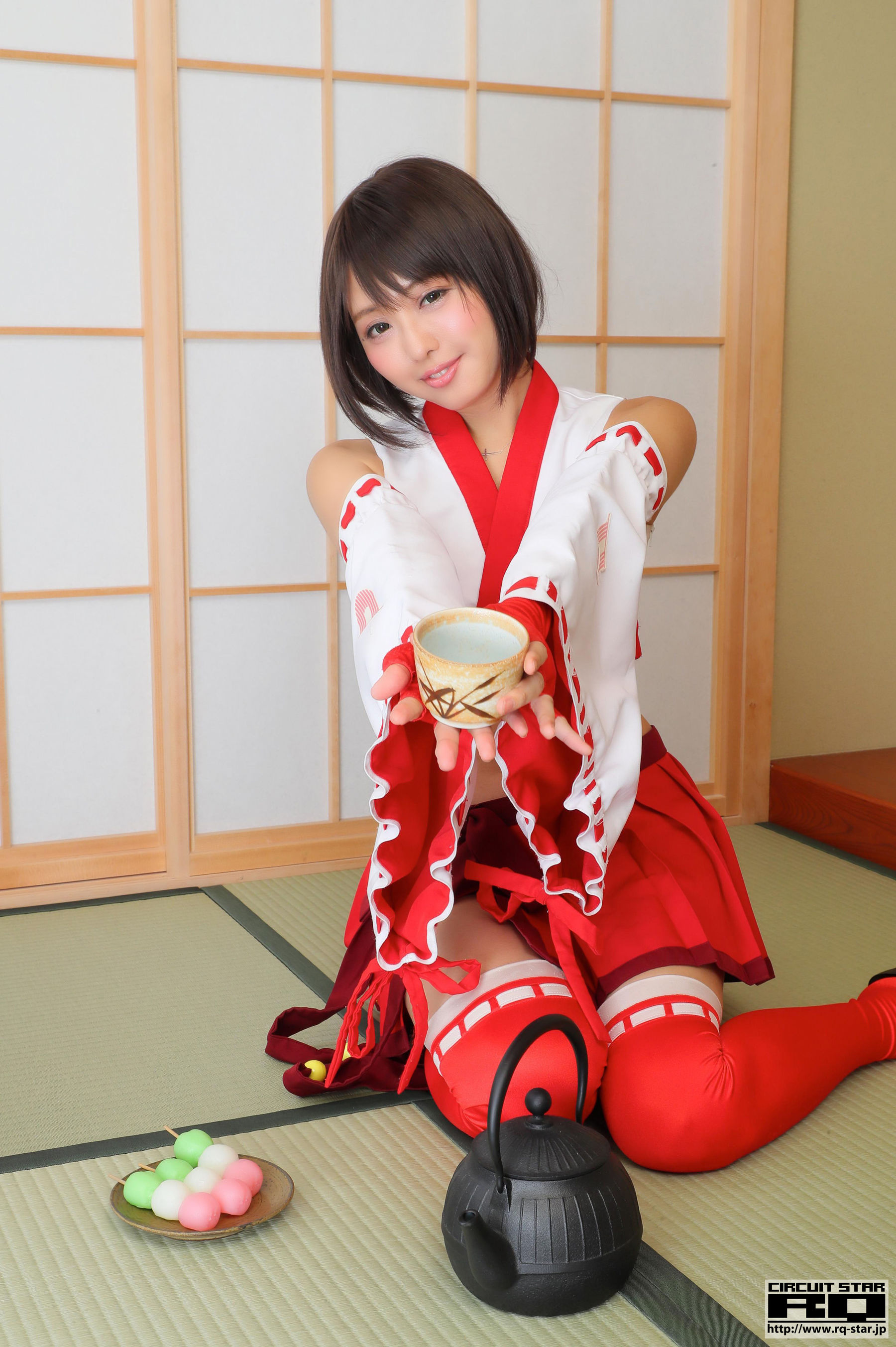 [RQ-STAR] Ahane 亜羽音 Race Queen 2