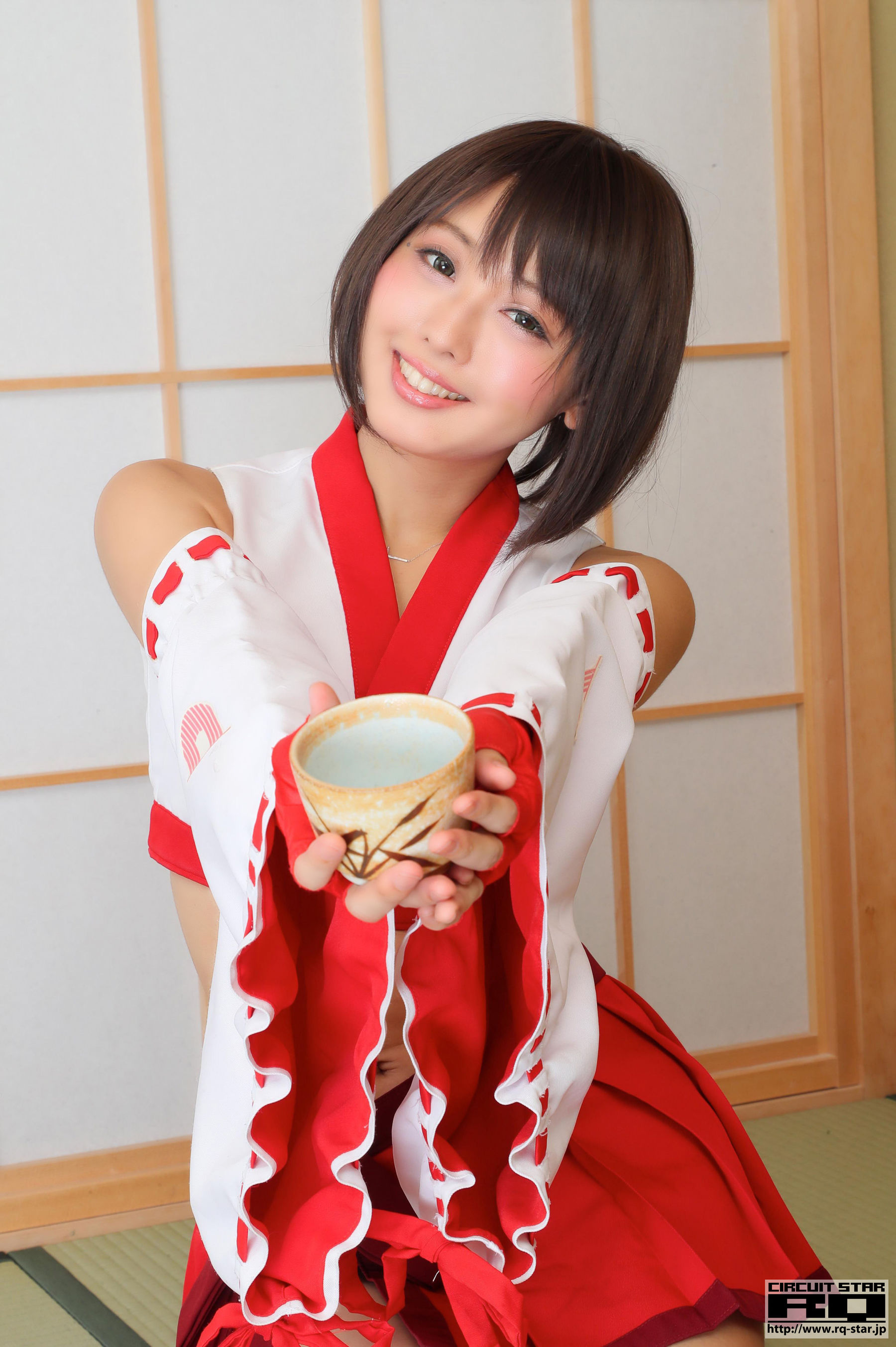 [RQ-STAR] Ahane 亜羽音 Race Queen 2